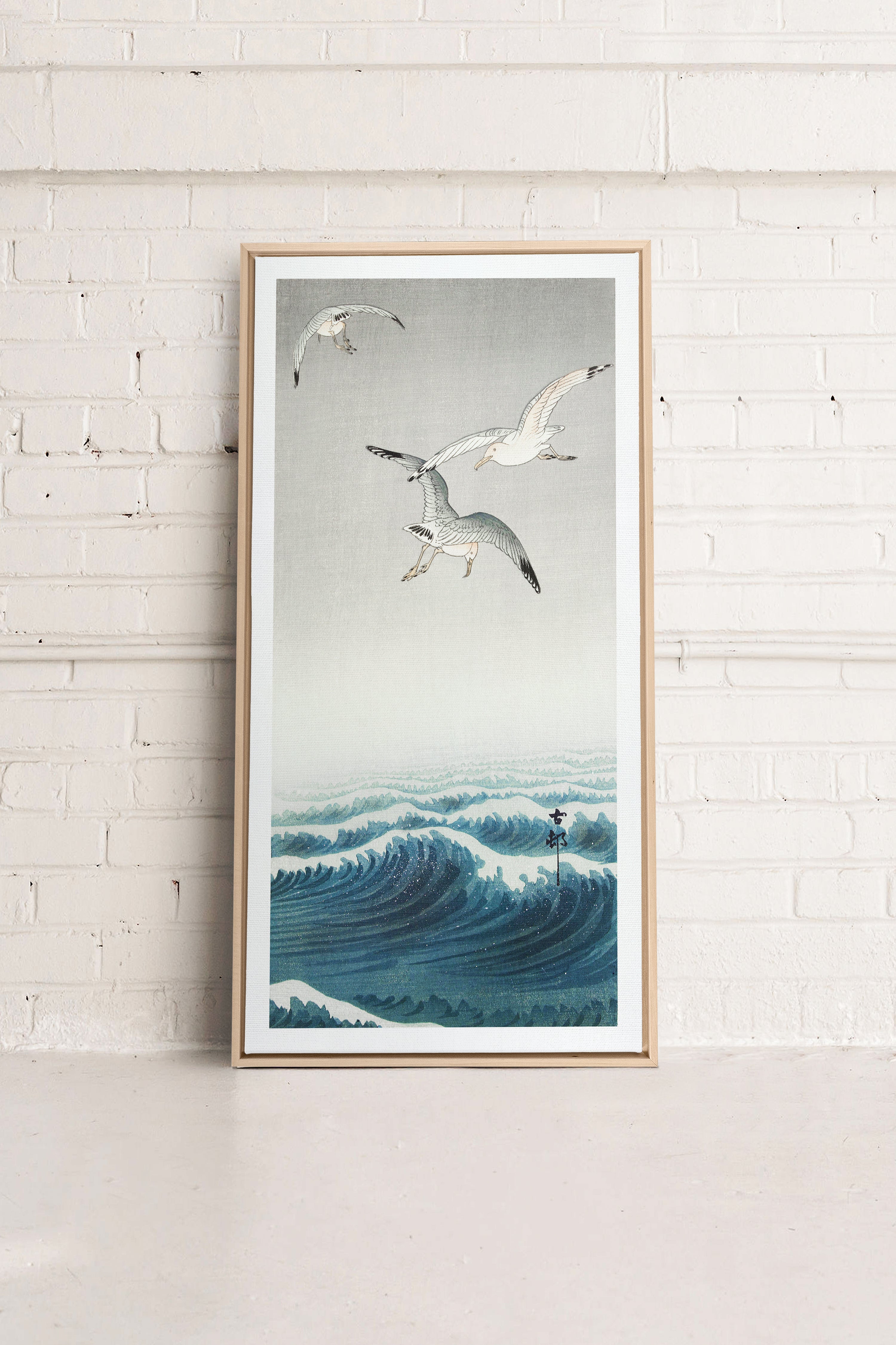 OLEKA CANVAS - THREE SEAGULLS, Oeuvre sur toile étirée, encadré Naturel Clair