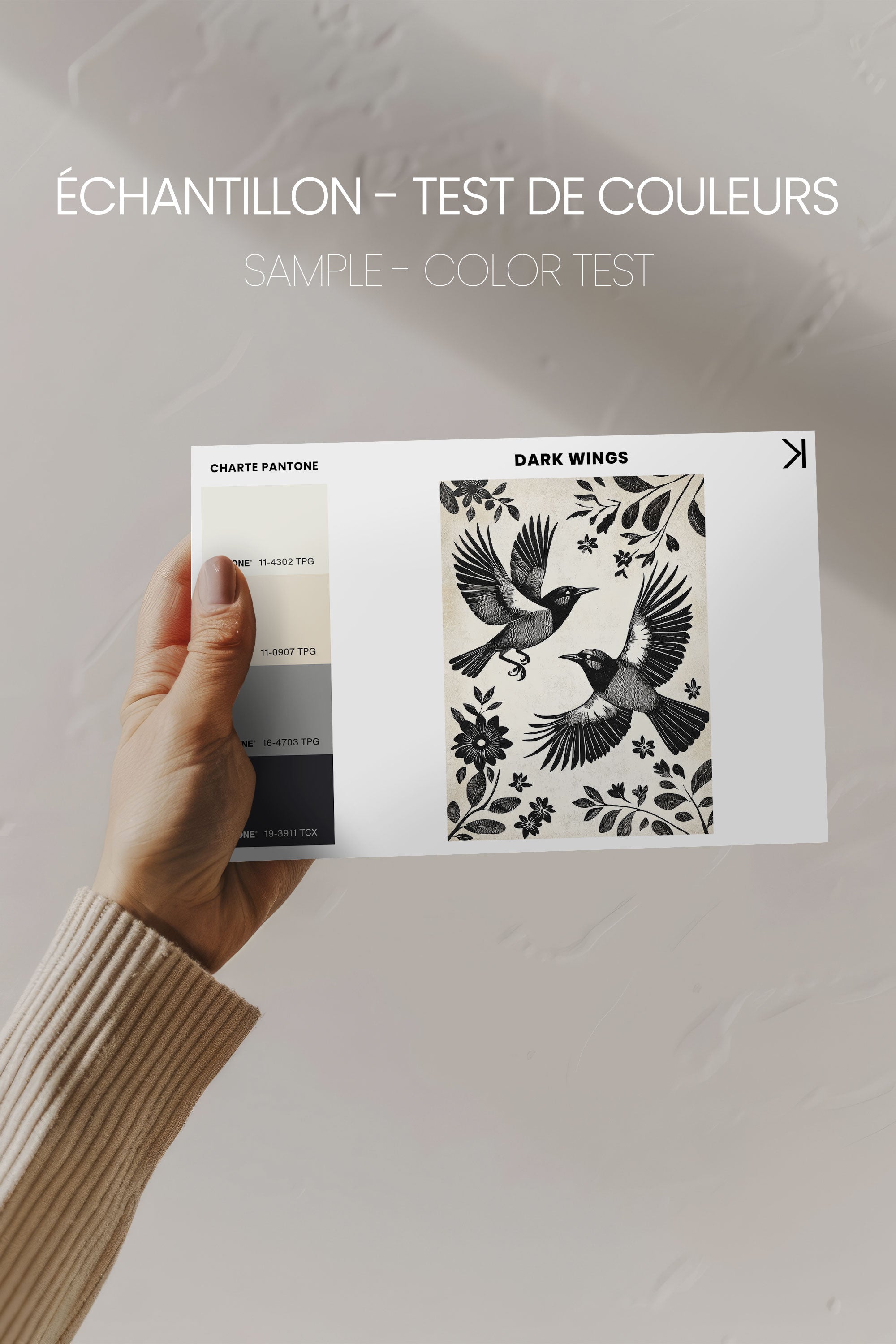 OLEKA CANVAS - DARK WINGS, Oeuvre sur toile étirée, encadré Brun Chêne