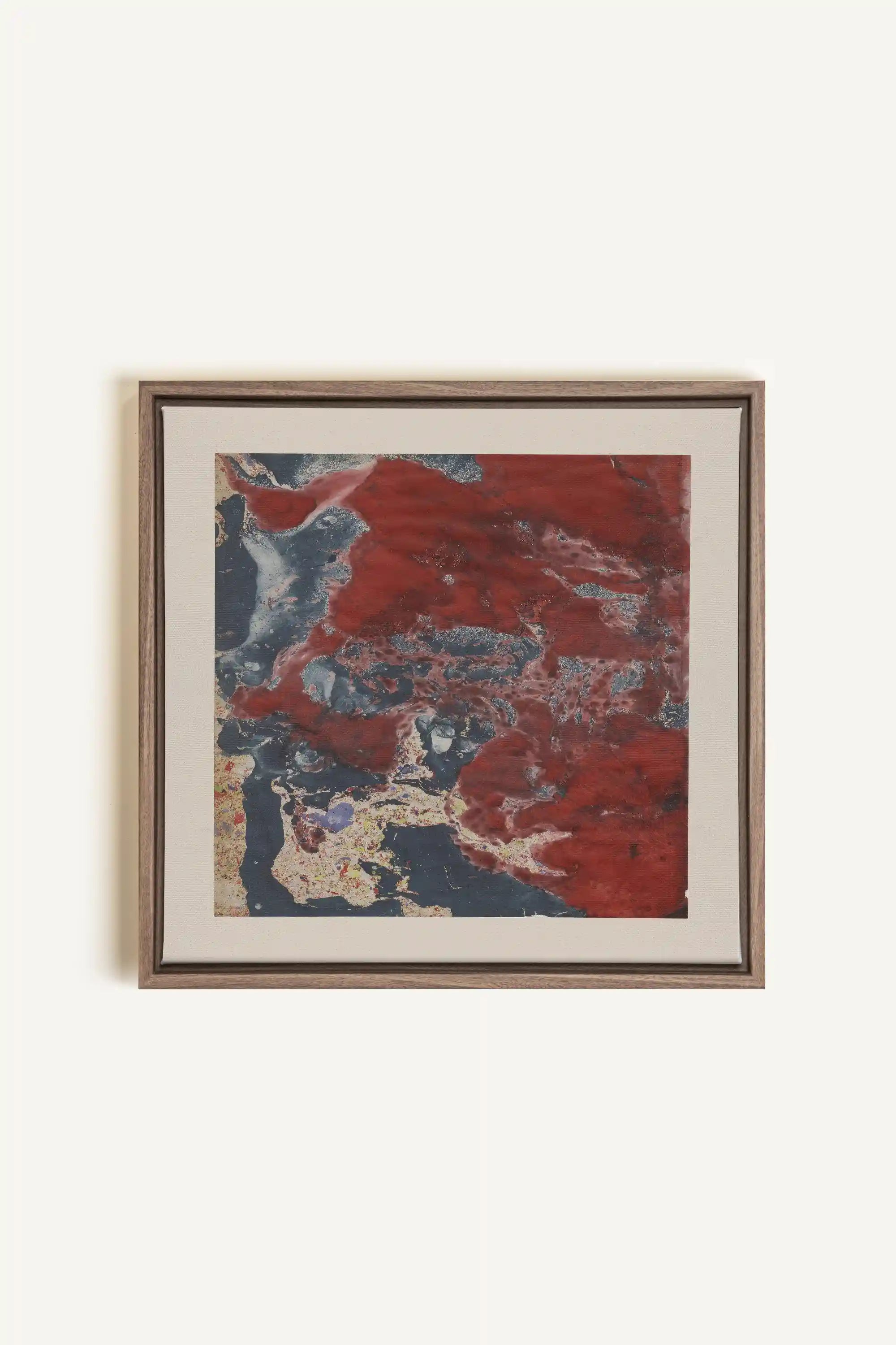 ROUGE POLAIRE, Oeuvre sur toile étirée, encadré Brun Chêne