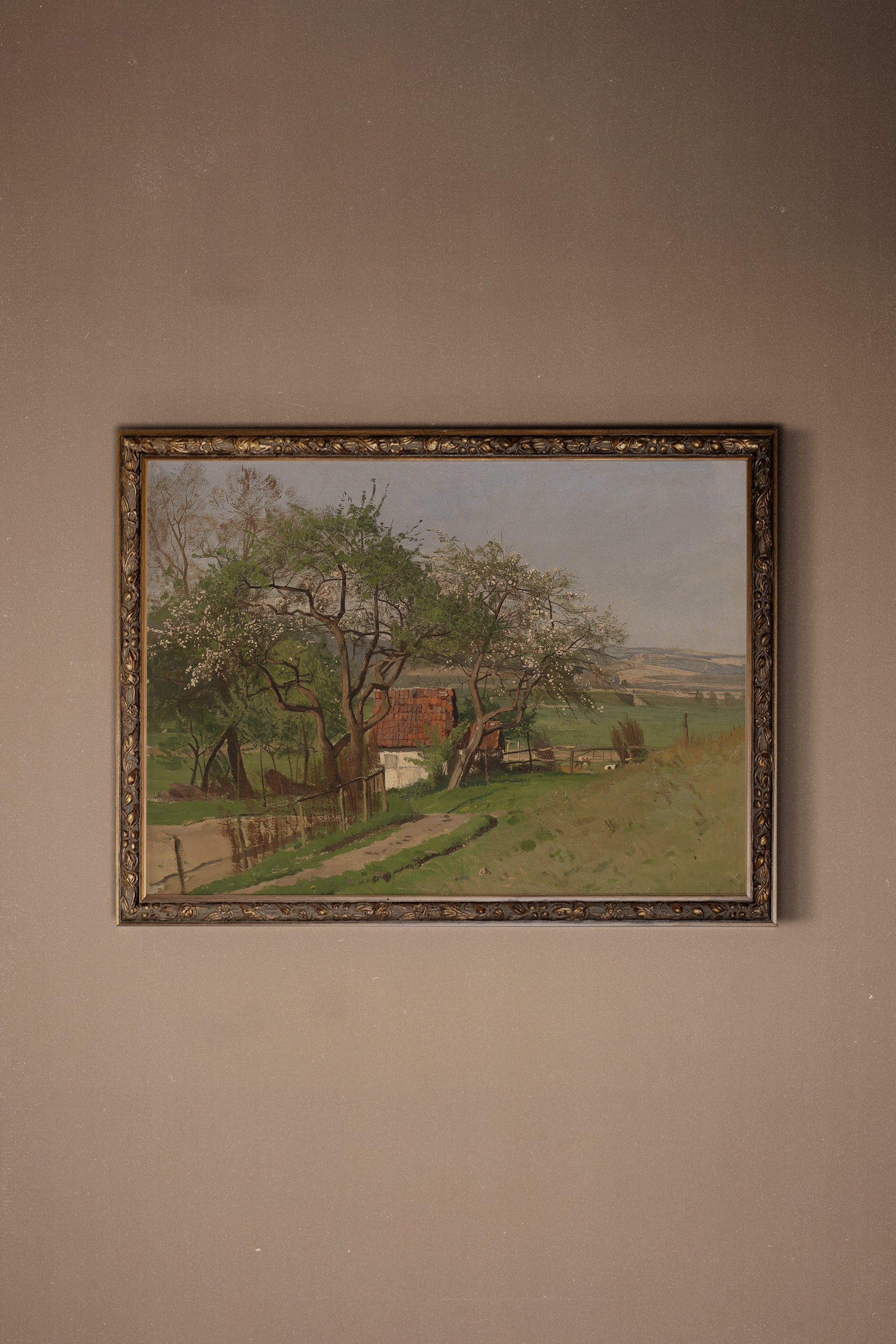 OLIVE MOON, Oeuvre sur toile étirée, encadré Brun Noyer