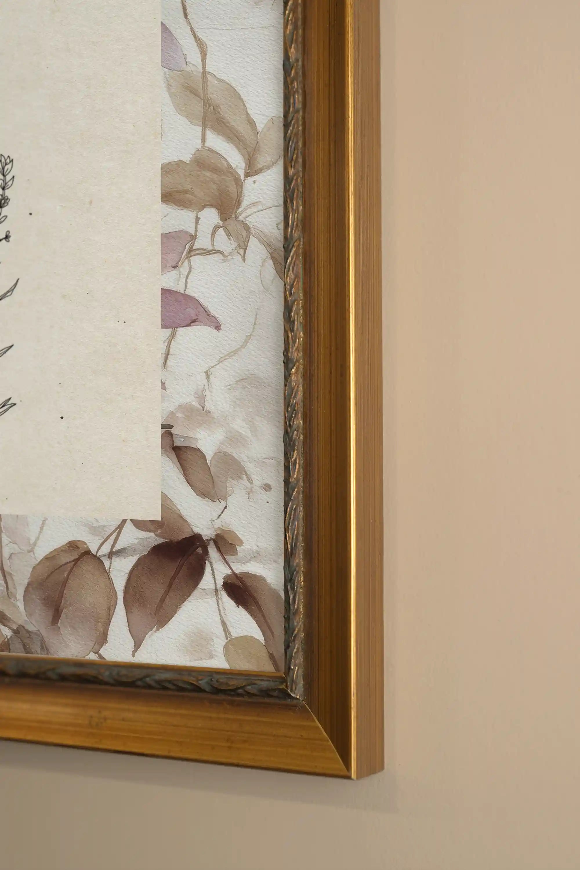 ROYAL BOTANY, Stretched Canvas Artwork, Vintage Gold Frame