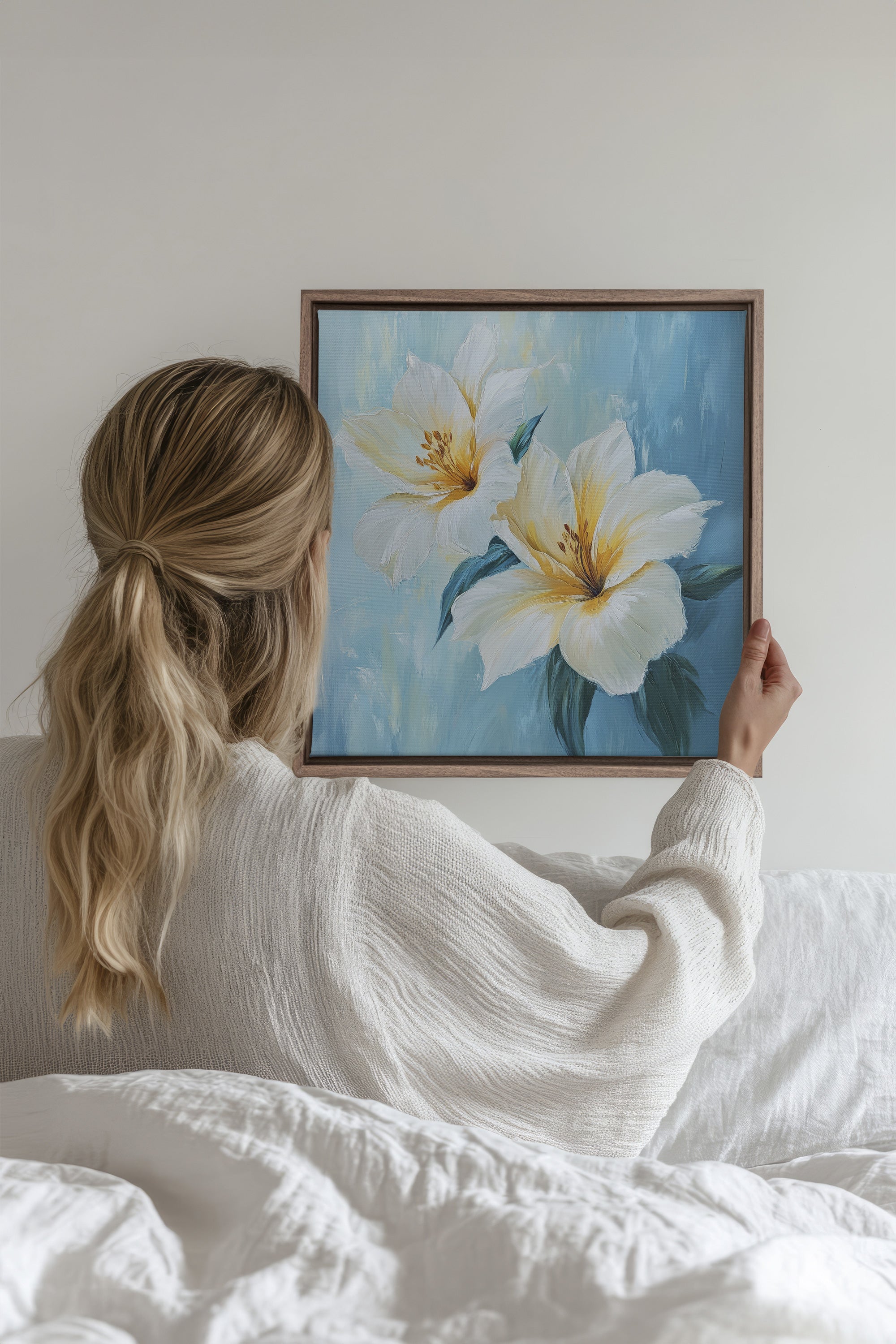 OLEKA CANVAS - AURORE FLORALE, Oeuvre sur toile étirée, encadré Brun Chêne