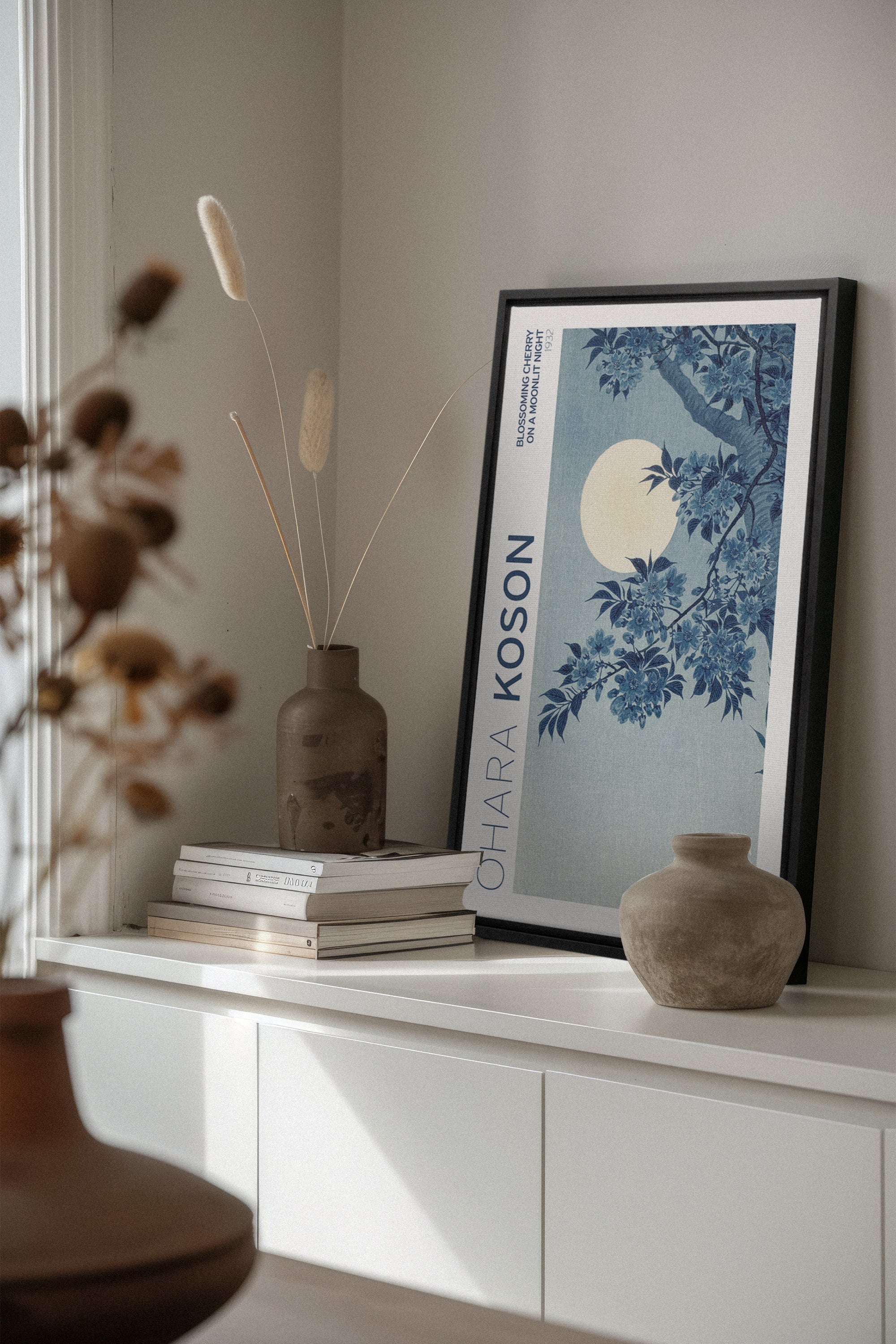 OLEKA CANVAS - BLOSSOMING CHERRY, Oeuvre sur toile étirée, encadré Noir