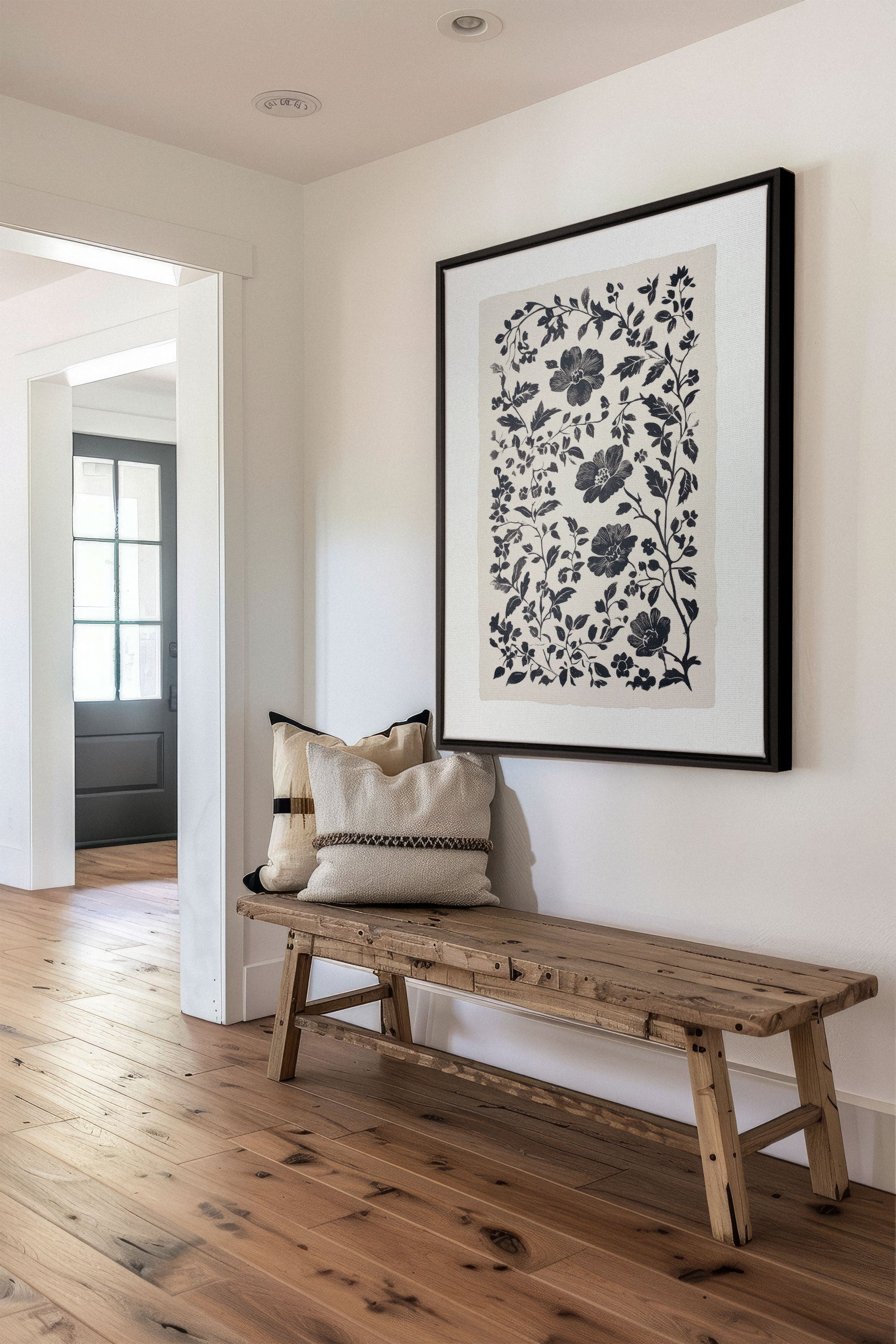 OLEKA CANVAS - FLORAL SHADOW, Oeuvre sur toile étirée, encadré Noir