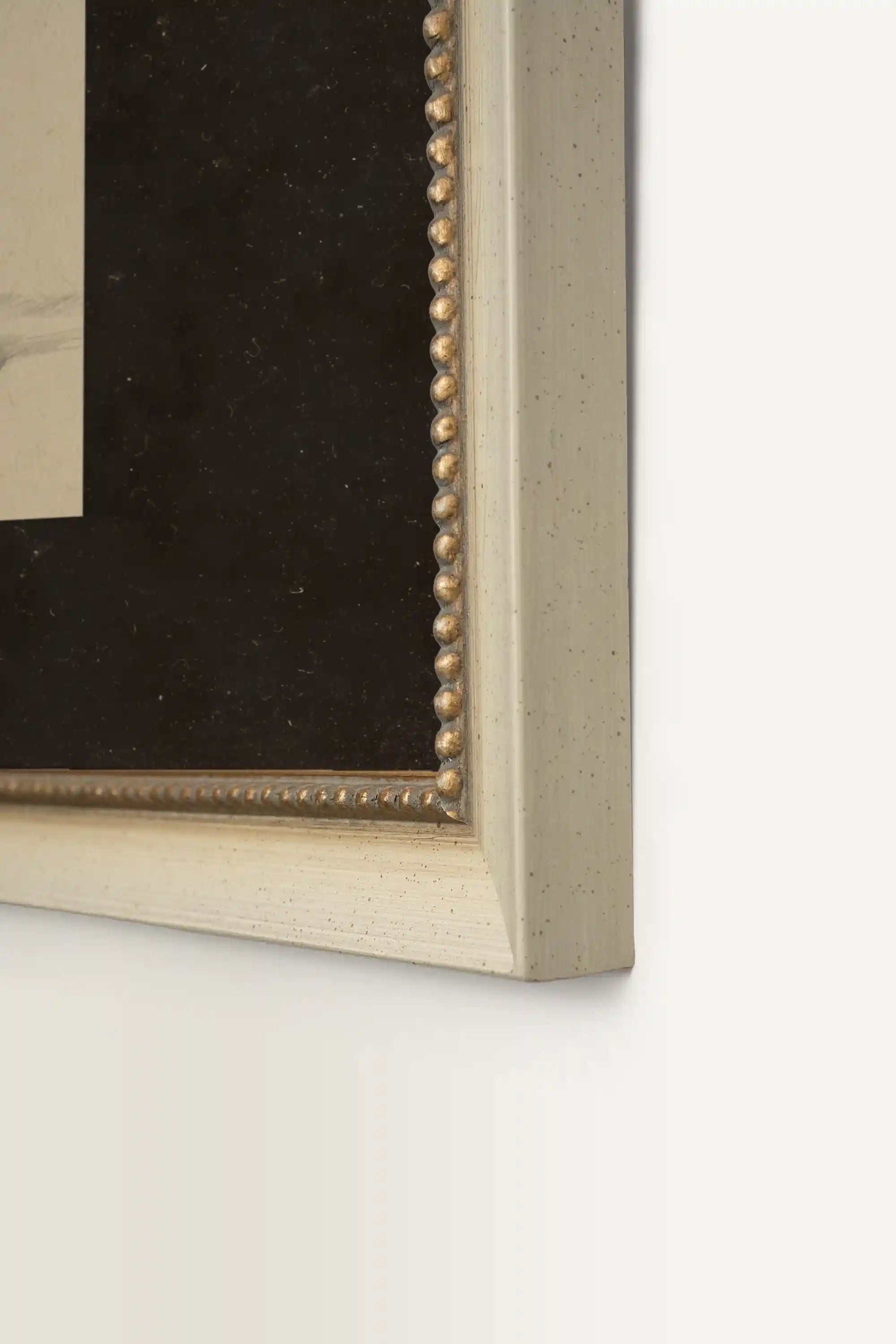 THE RESTING SWAN, Oeuvre sur toile rigide, encadré signature Atelier Dansereau