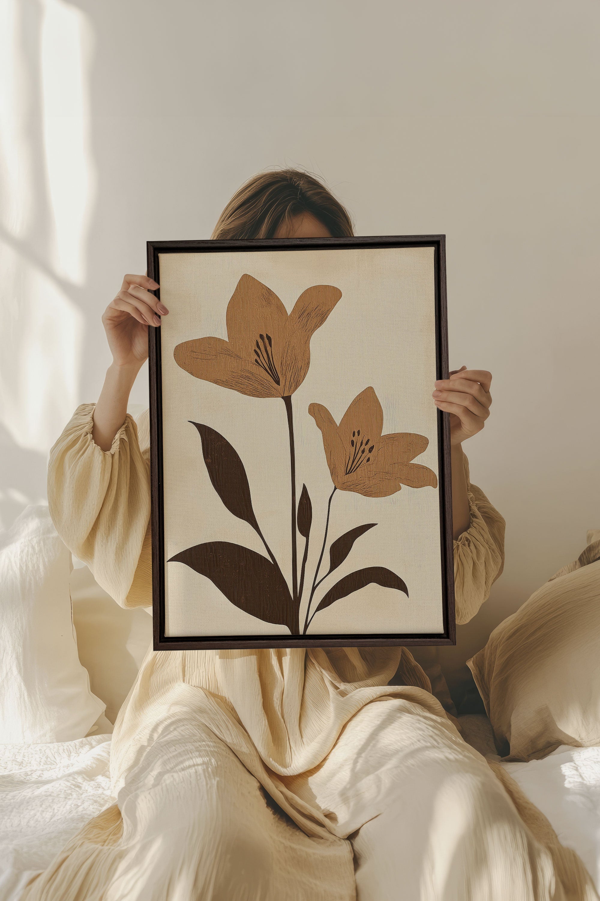 OLEKA CANVAS - SEPIA FLOWERS, Oeuvre sur toile étirée, encadré Brun Noyer
