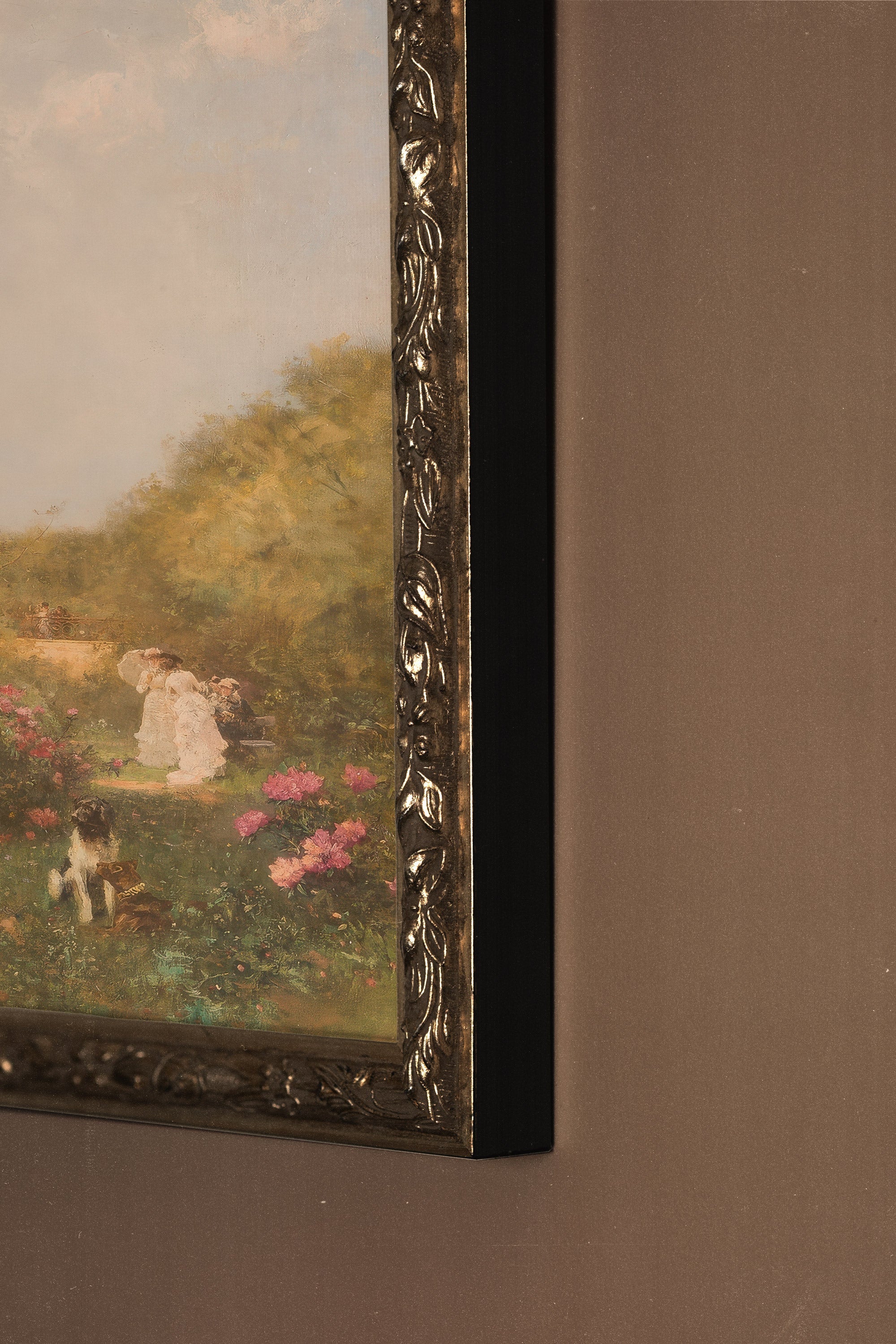 ROSE ET DENTELLE, Artwork on rigid canvas, framed Vintage Silver