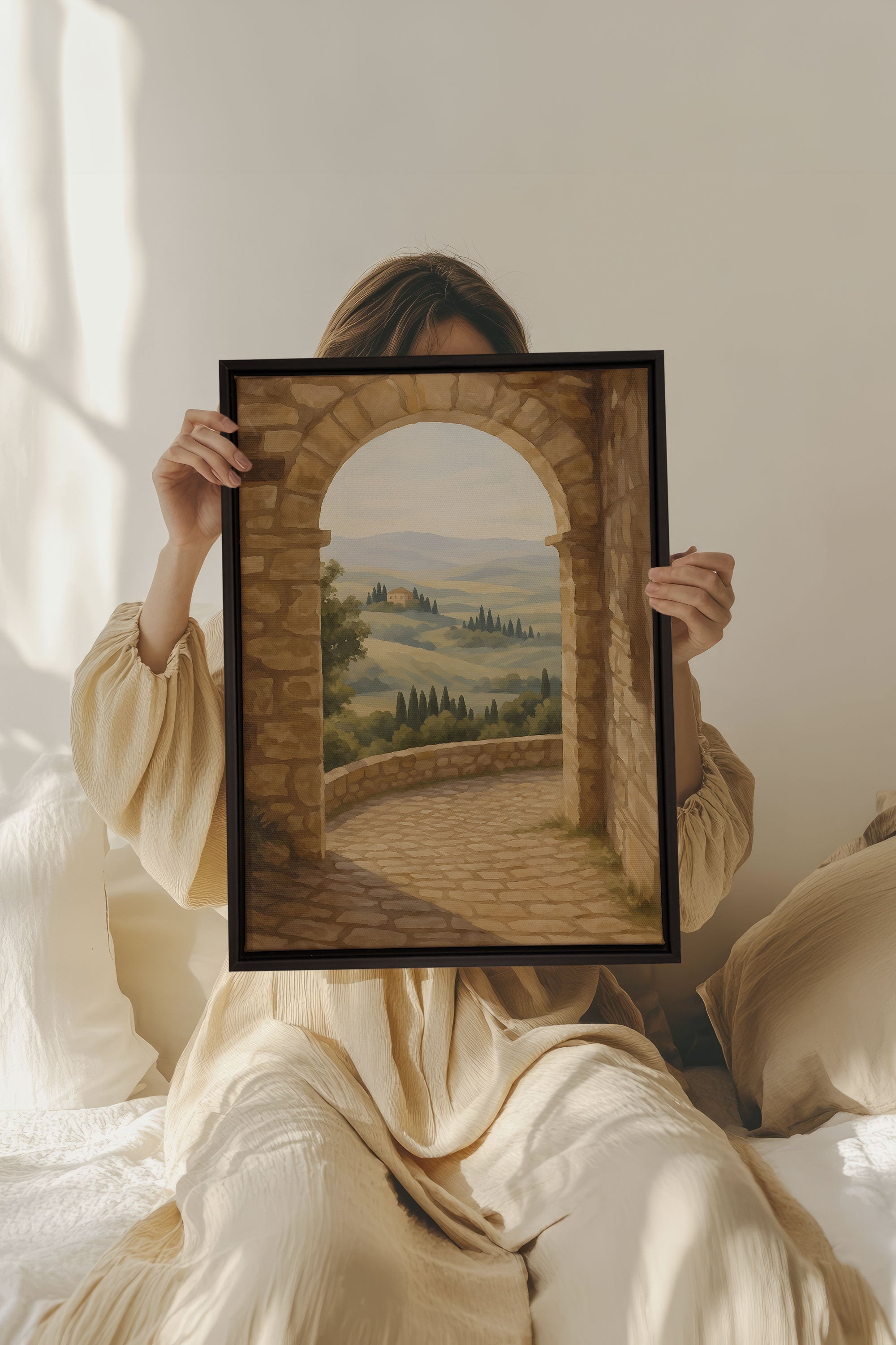 OLEKA CANVAS - CHEMIN DORÉ, Oeuvre sur toile étirée, encadré Noir