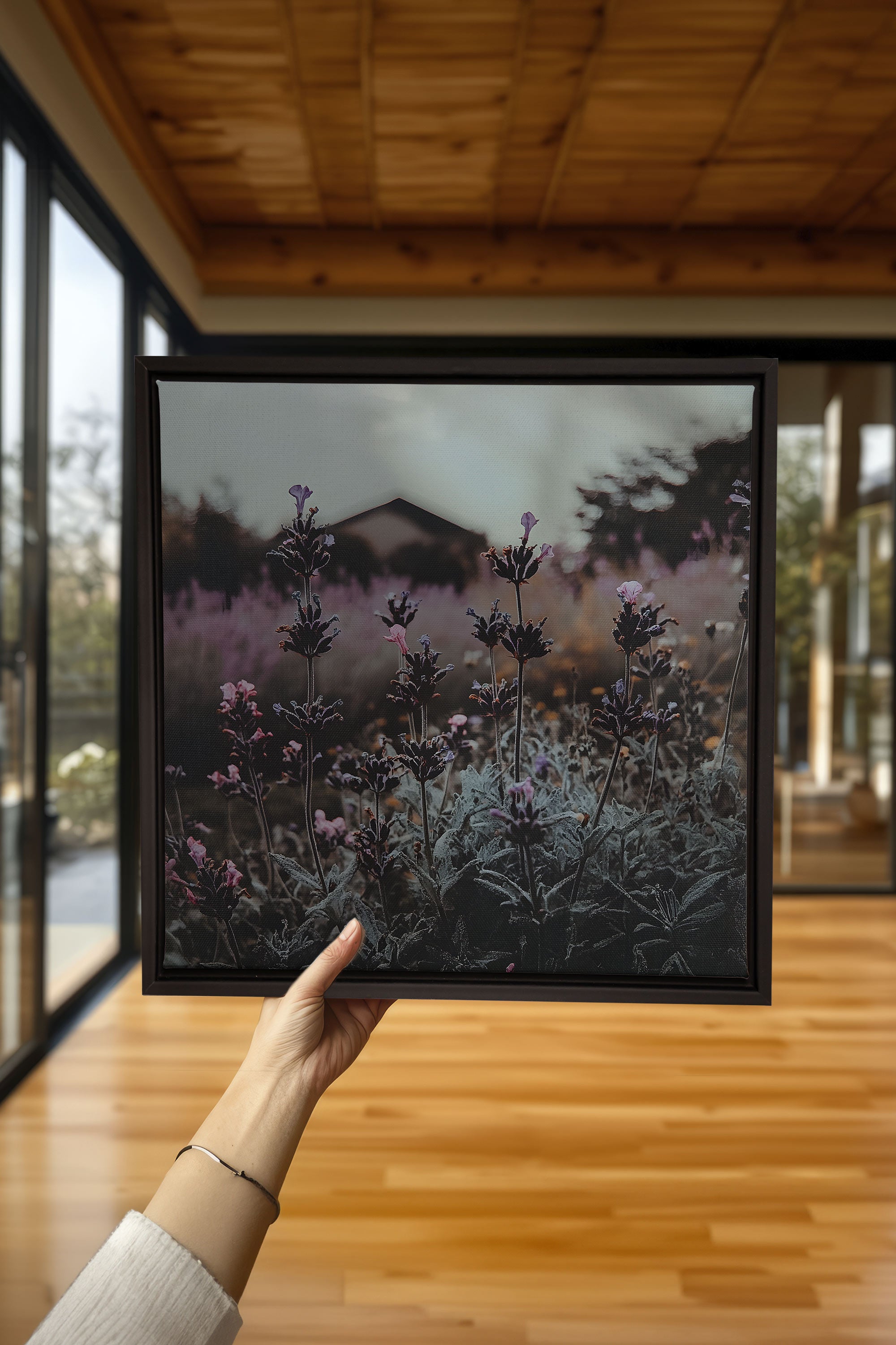 OLEKA CANVAS - SOUFFLE LAVANDE, Oeuvre sur toile étirée, encadré Noir