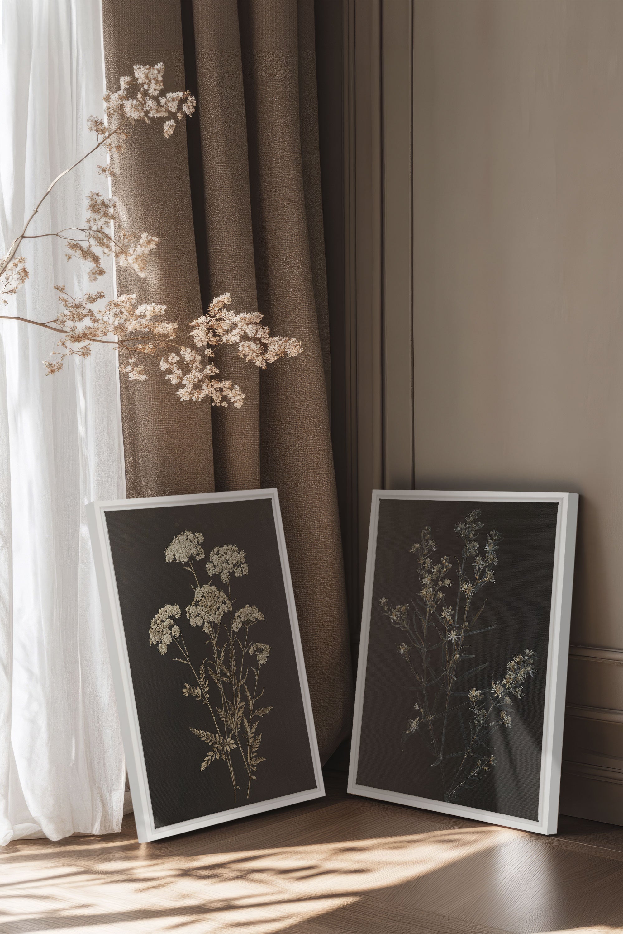 OLEKA CANVAS - DUO FLEURS PRÉCIEUSES, 2 Oeuvres sur toile étirée, encadré Blanc