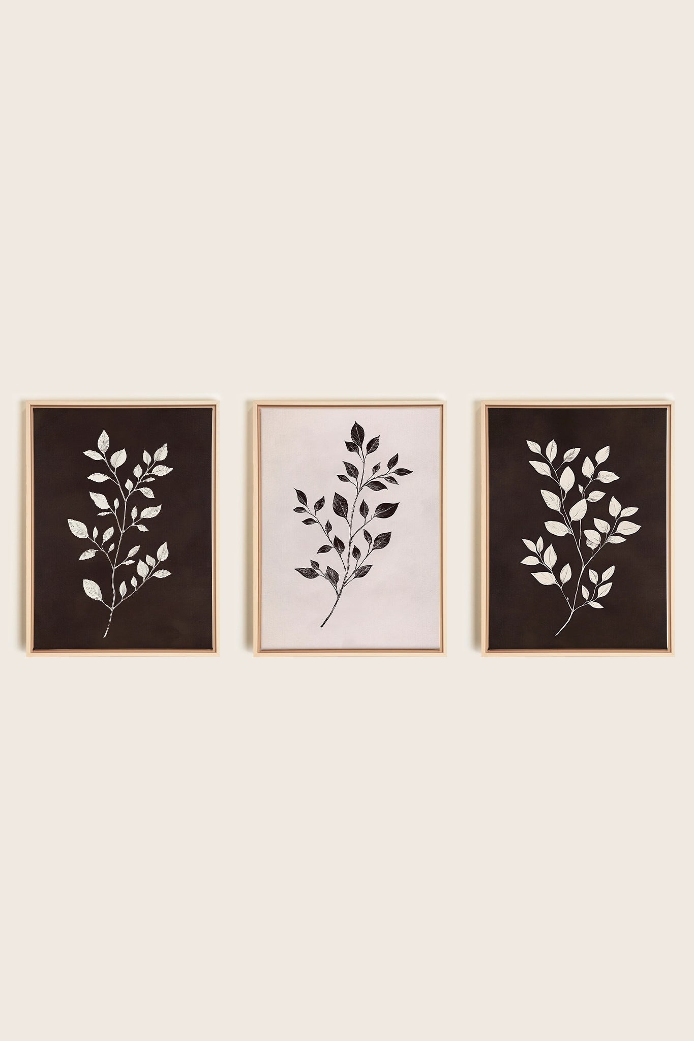 FADED ESSENCE, Oeuvre sur toile étirée, encadré Brun Noyer