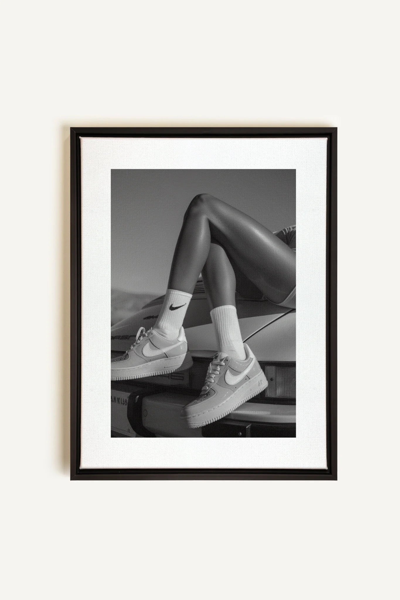 OLEKA CANVAS - BLACK & WHITE BLISS, Oeuvre sur toile étirée, encadré Noir