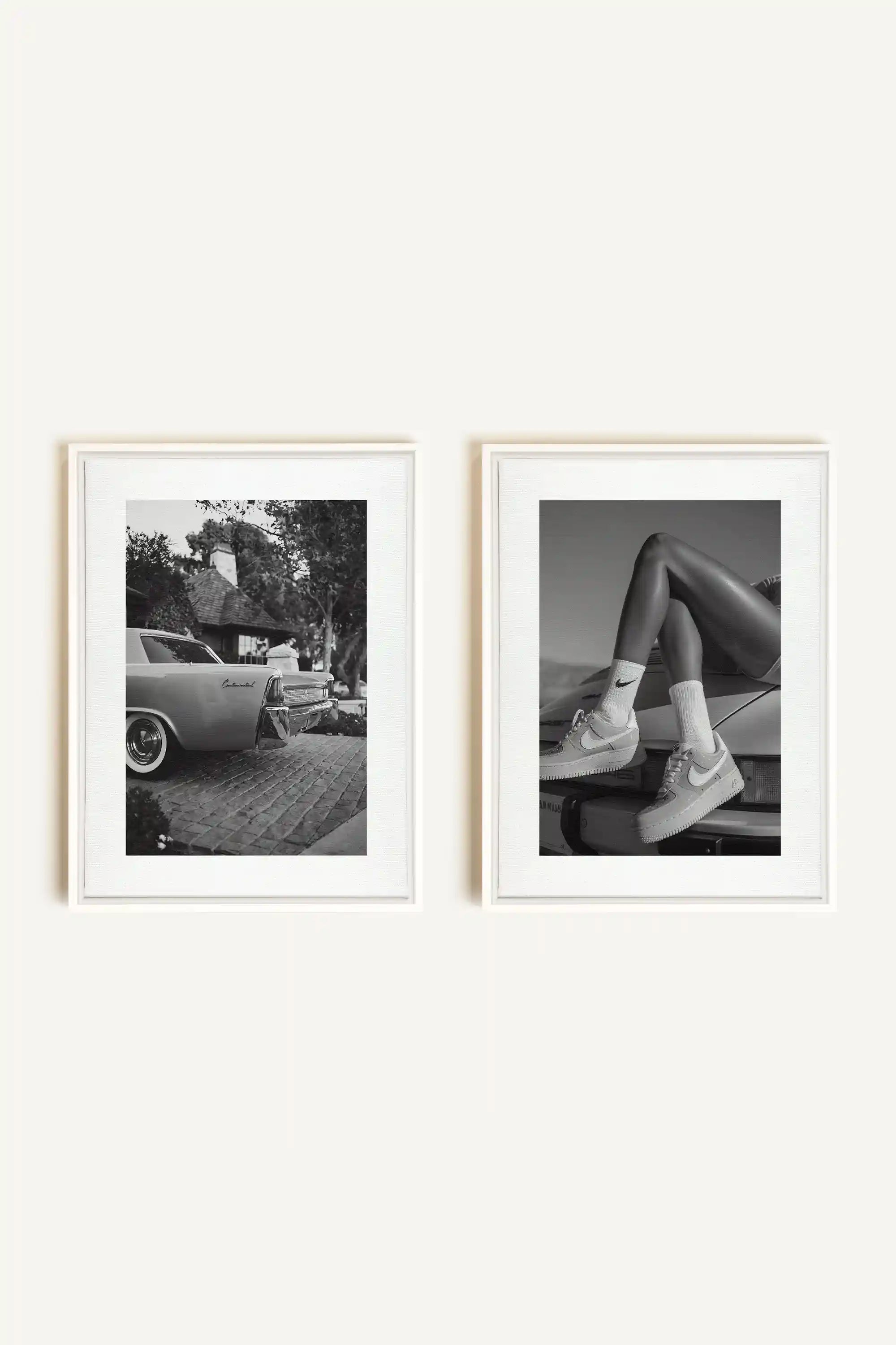 ELEGANCE BLISSFUL DUO, 2 Works on stretched canvas, framed in white