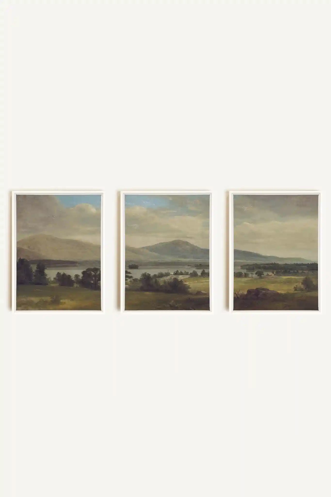 TRIO DES SAISONS DOUCES, 3 Works on stretched canvas, framed in white