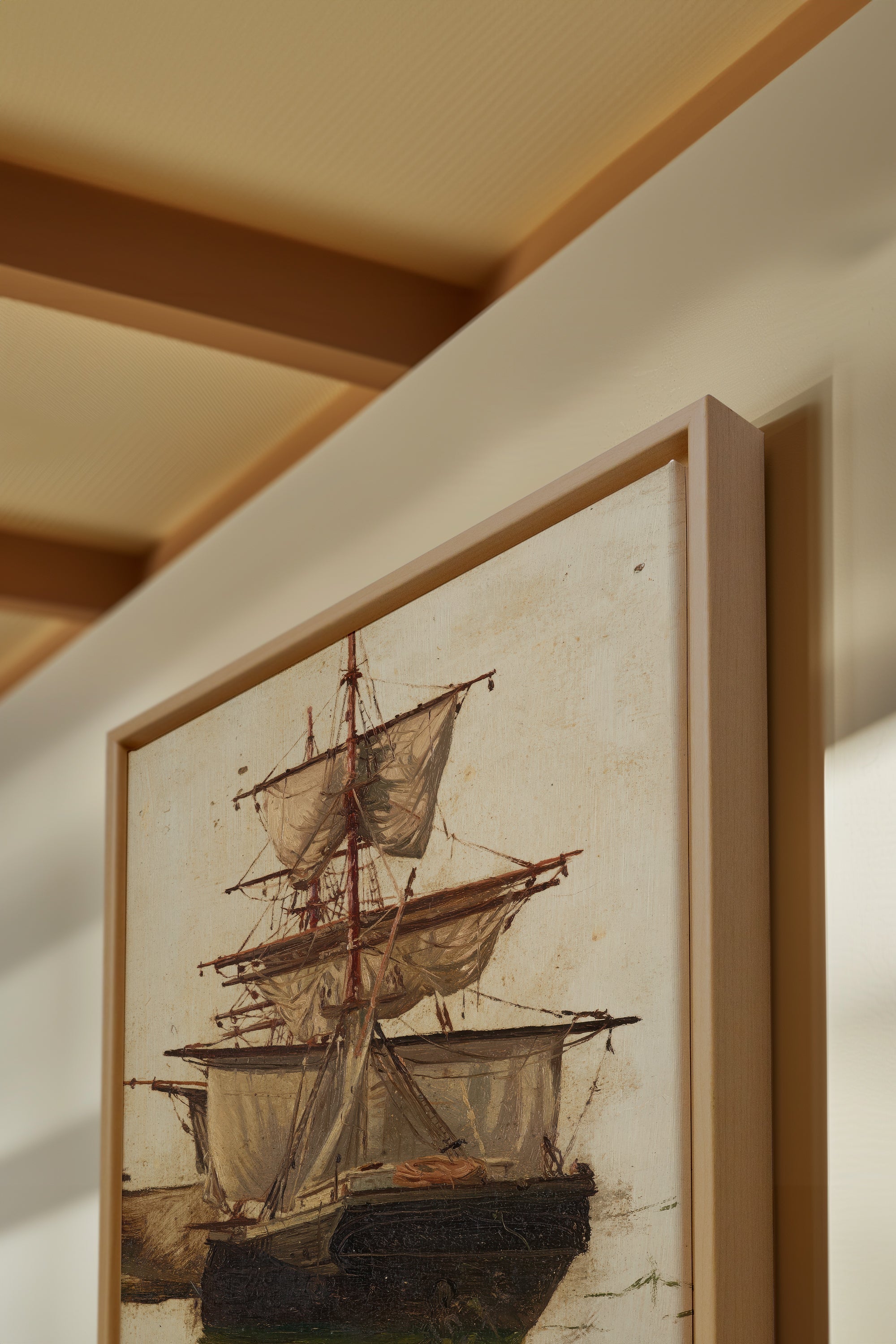 BRISE ANTIQUE, Oeuvre sur toile étirée, encadré Naturel Clair