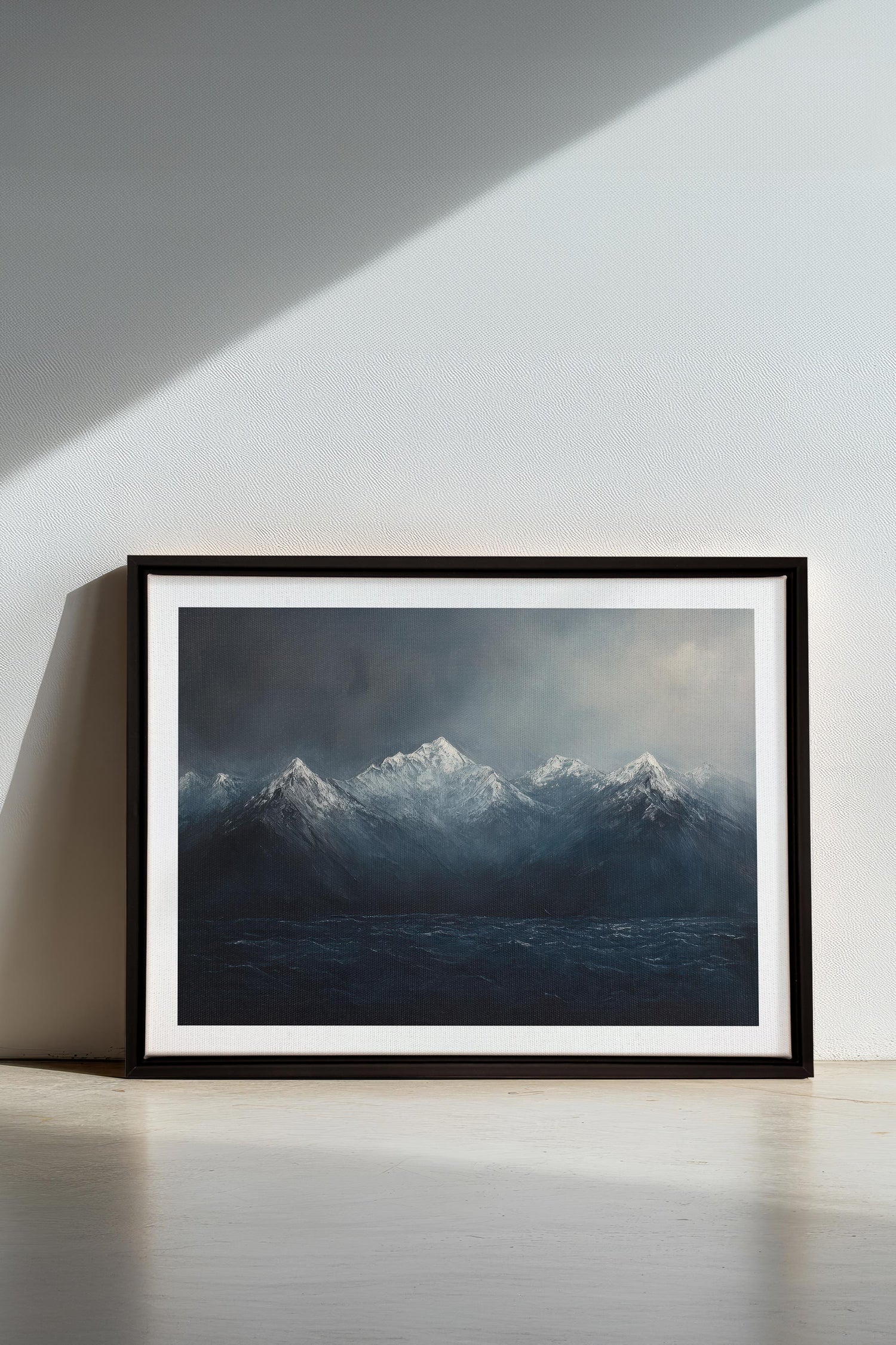 OLEKA CANVAS - BEYOND THE RIDGE, Oeuvre sur toile étirée, encadré Noir