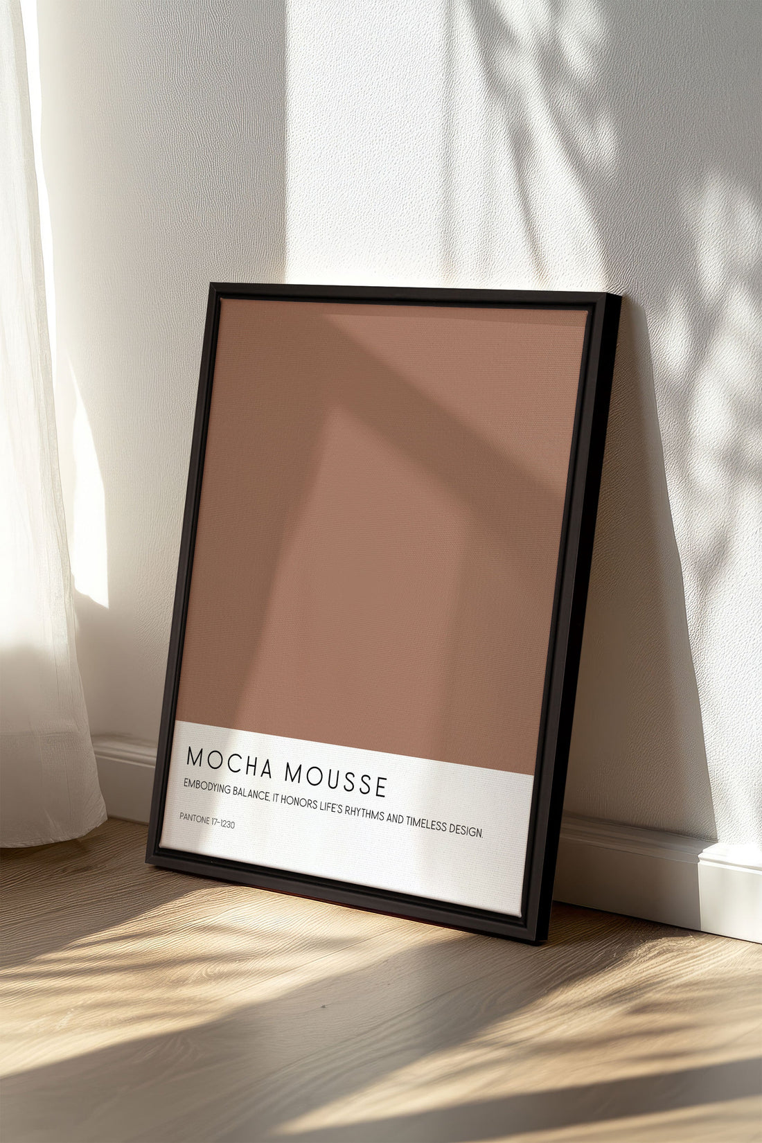 OLEKA CANVAS - MOCHA MOUSSE, Oeuvre sur toile étirée, encadré Noir