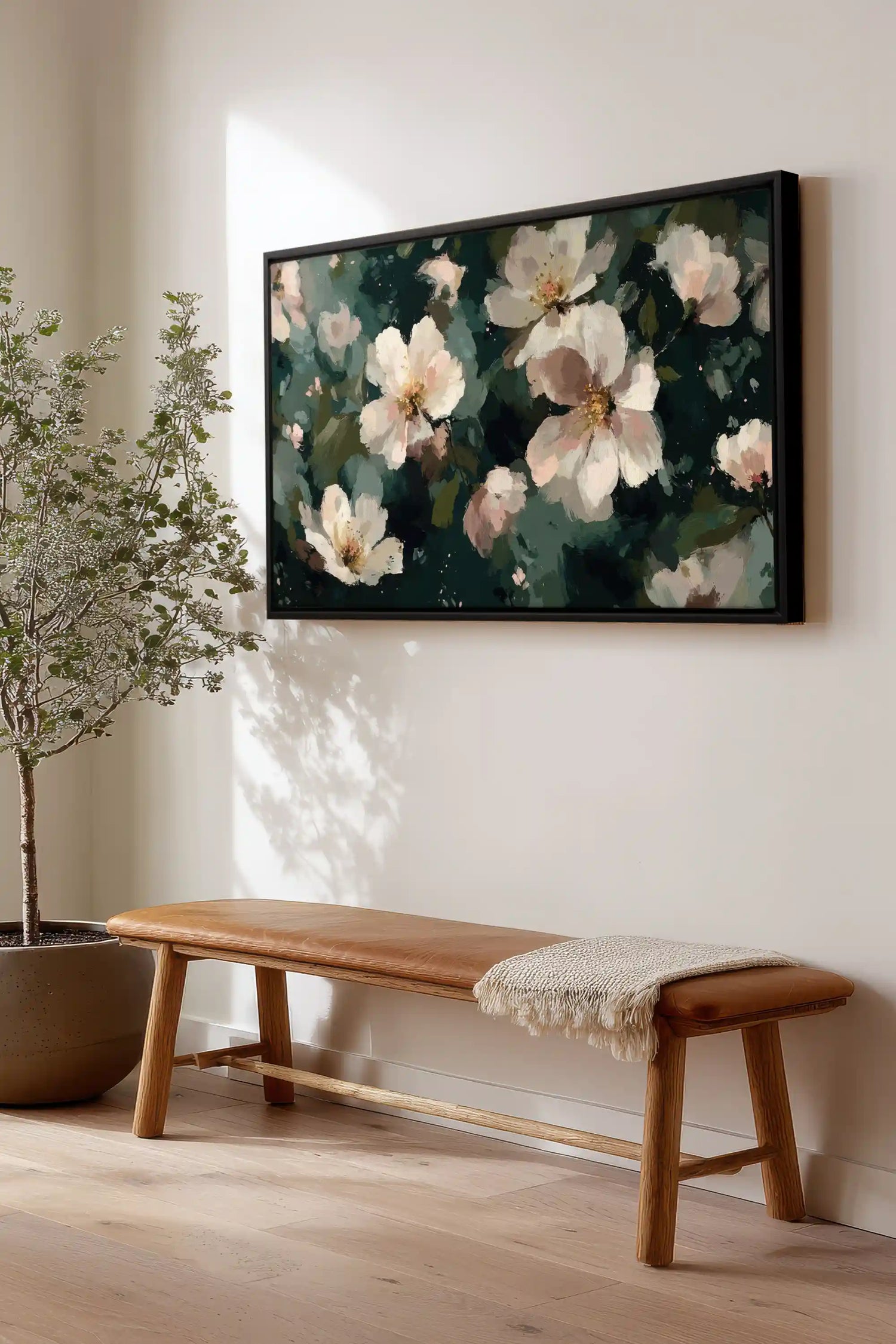 PÉTALES DE LUNE, Oeuvre sur toile étirée, encadré Noir