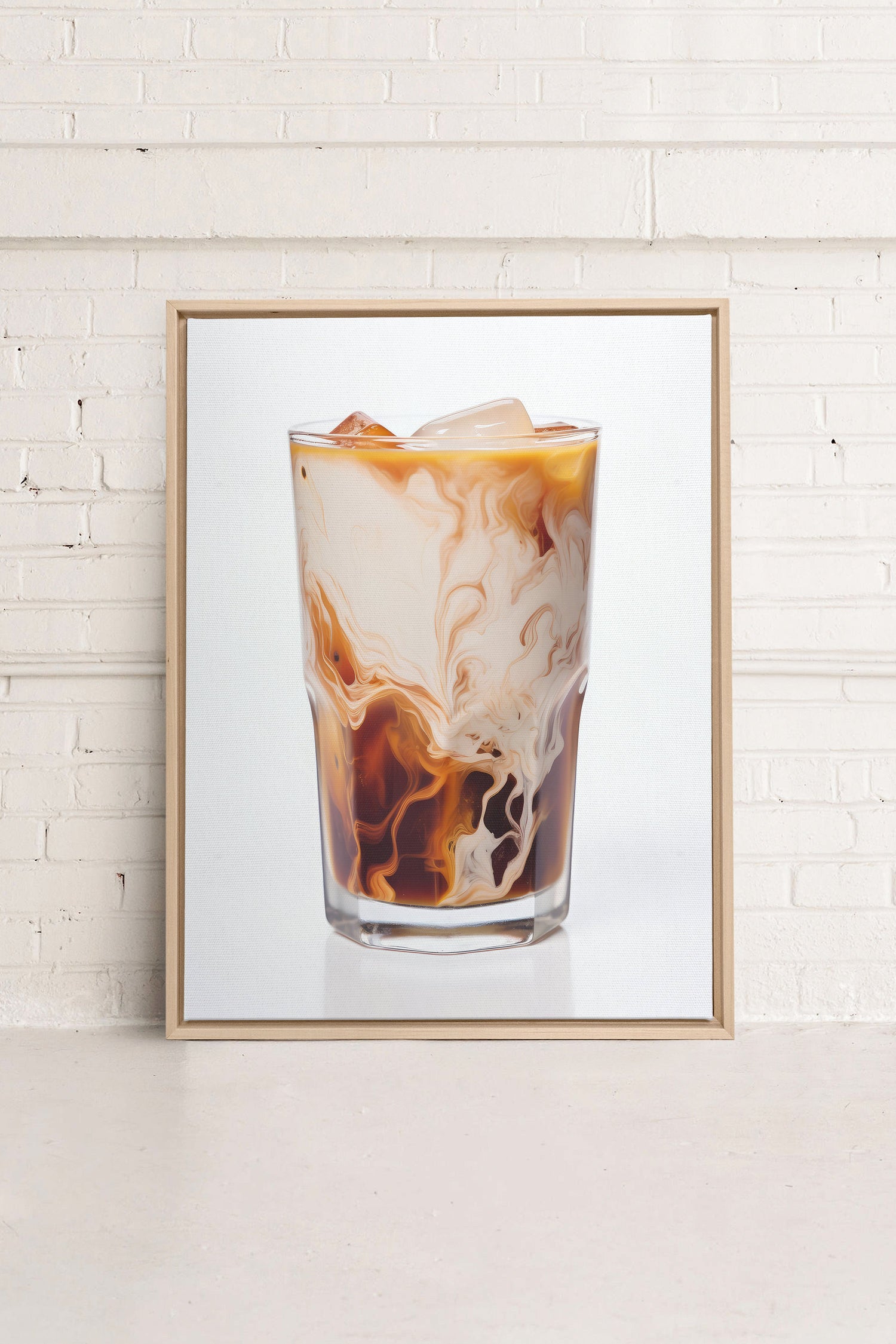 OLEKA CANVAS - ICED COFFEE, Oeuvre sur toile étirée, encadré Naturel Clair