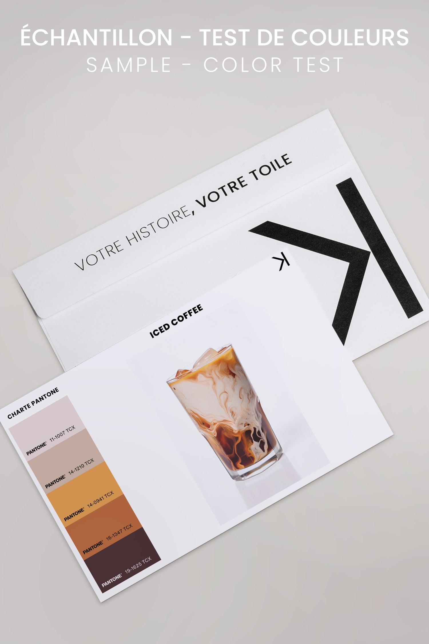 ICED COFFEE, Oeuvre sur toile étirée, encadré Brun Noyer