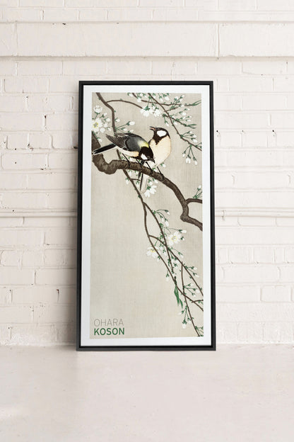 OLEKA CANVAS - PARIDÉS SUR BRANCHE DE CERISIERS, Oeuvre sur toile étirée, encadré Noir