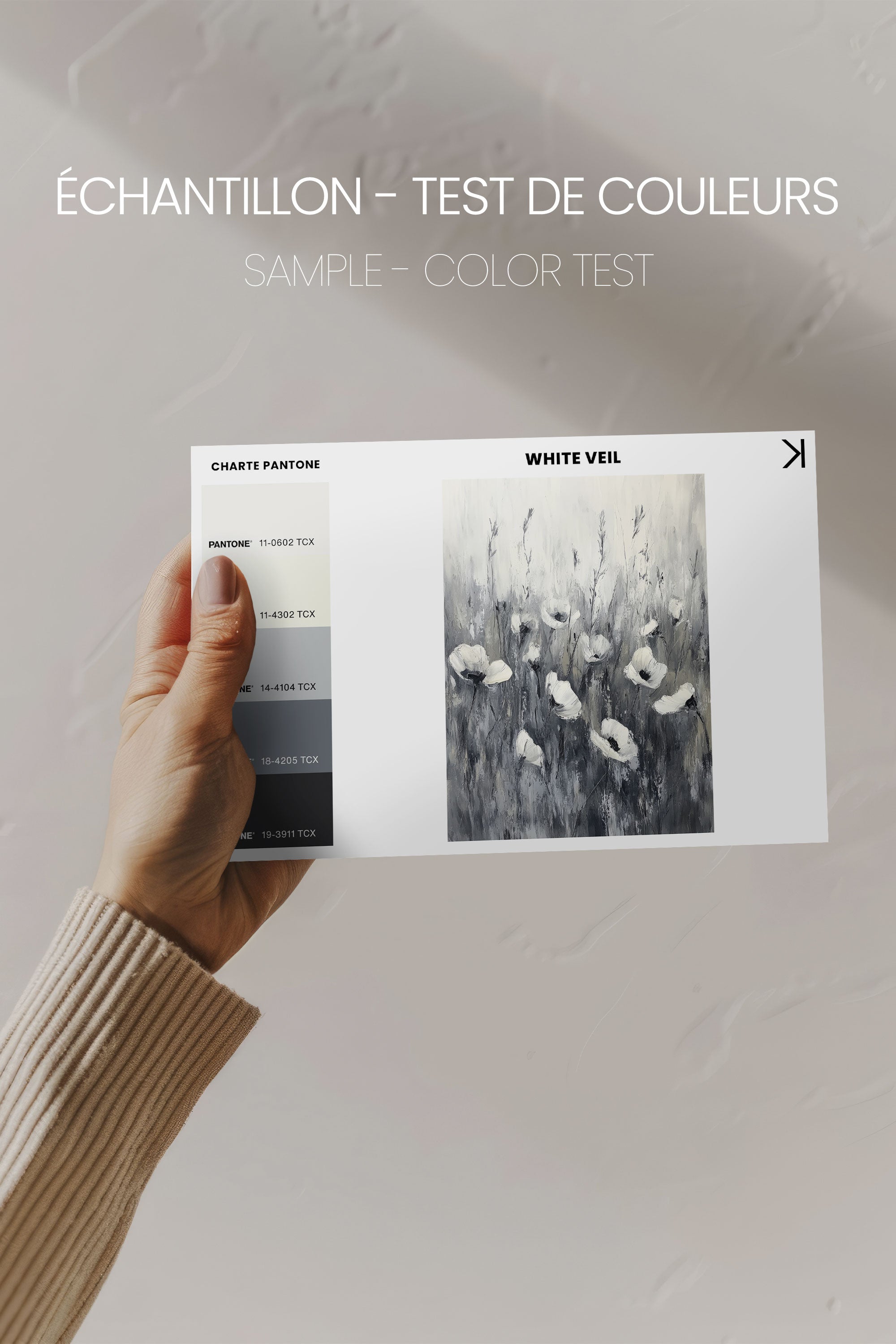 OLEKA CANVAS - WHITE VEIL, Oeuvre sur toile étirée, encadré Noir