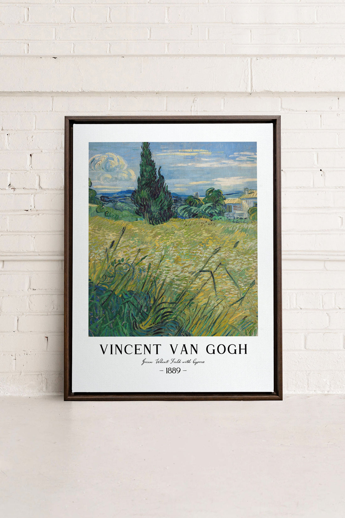 OLEKA CANVAS - GREEN WHEAT FIELD, Oeuvre sur toile étirée, encadré Brun Noyer