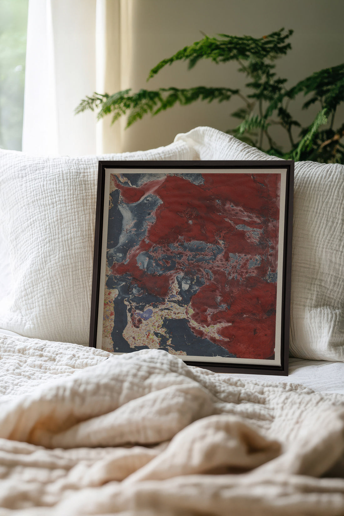 ROUGE POLAIRE, Oeuvre sur toile étirée, encadré Noir