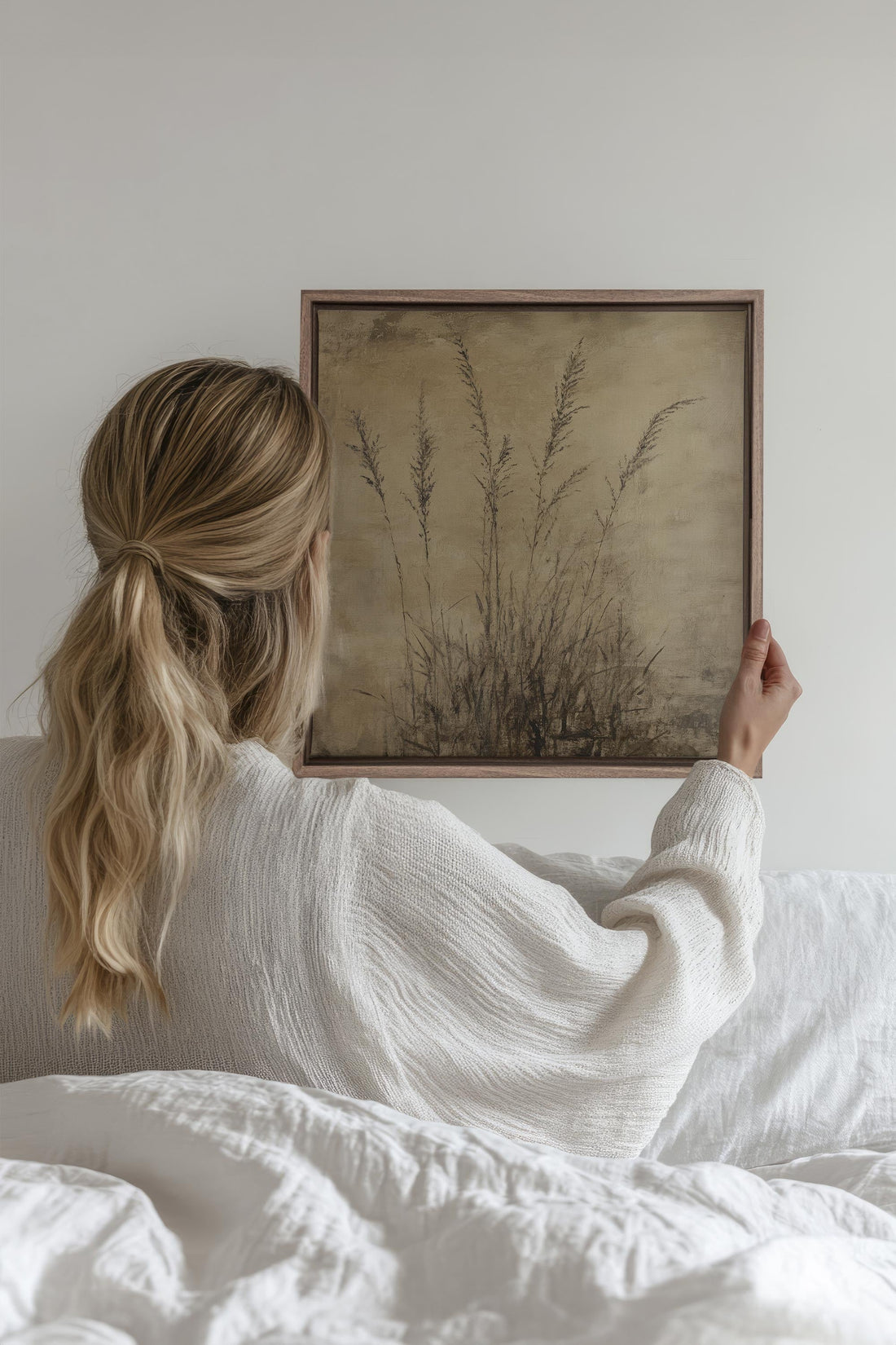 OLEKA CANVAS - CHAMPS OUBLIÉS, Oeuvre sur toile étirée, encadré Brun Chêne