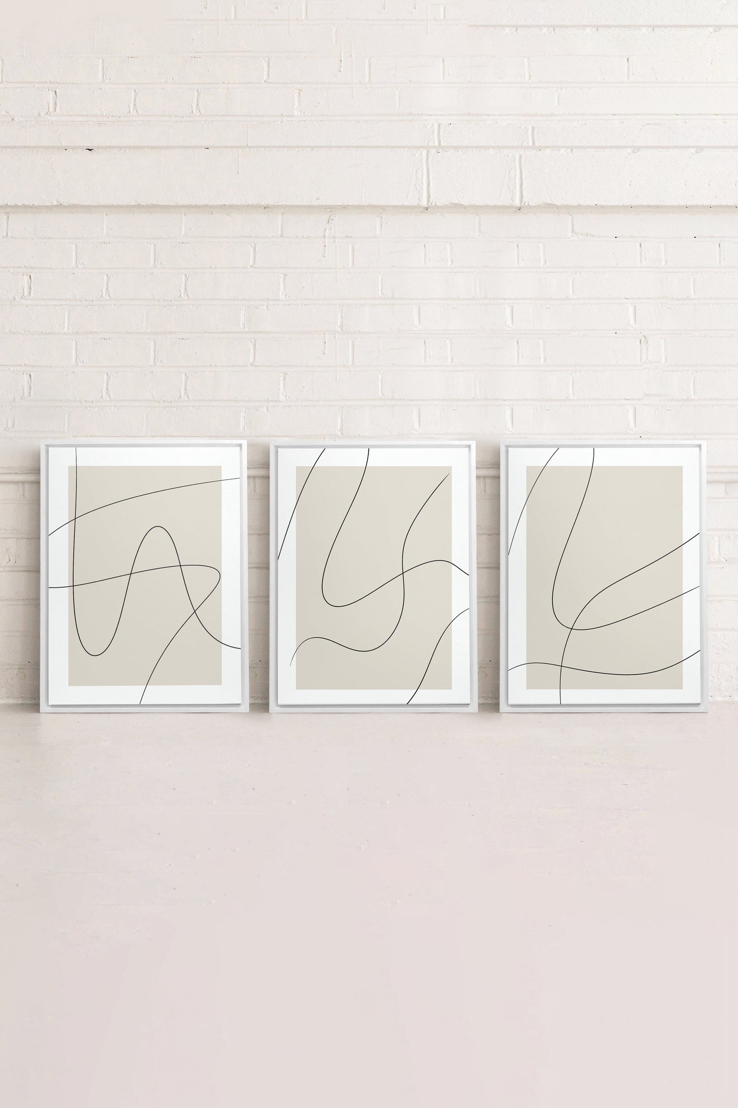 OLEKA CANVAS - ELEGANT CURVES TRIO, 3 Oeuvres sur toile étirée, encadré Blanc