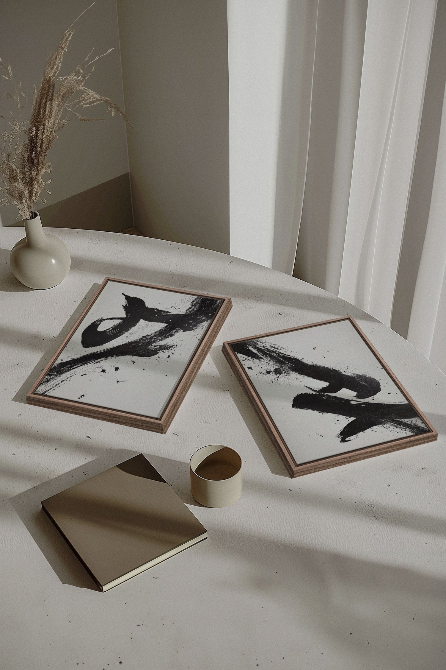 OLEKA CANVAS - SHARP SHADOWS, 2 Oeuvres sur toile étirée, encadré Brun Chêne