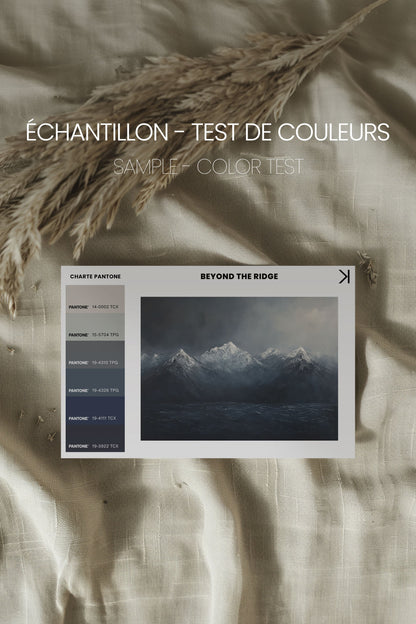 OLEKA CANVAS - BEYOND THE RIDGE, Oeuvre sur toile étirée, encadré Brun Noyer