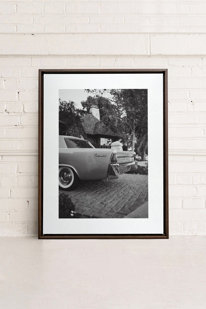 OLEKA CANVAS - CONTINENTAL CHARM, Oeuvre sur toile étirée, encadré Brun Noyer