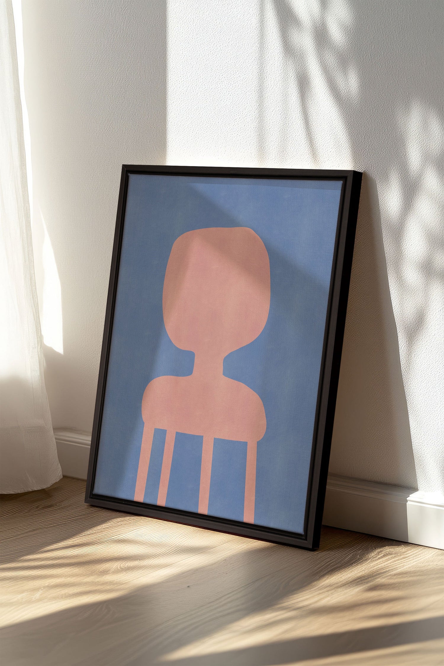 OLEKA CANVAS - THE PINK CHAIR, Oeuvre sur toile étirée, encadré Noir
