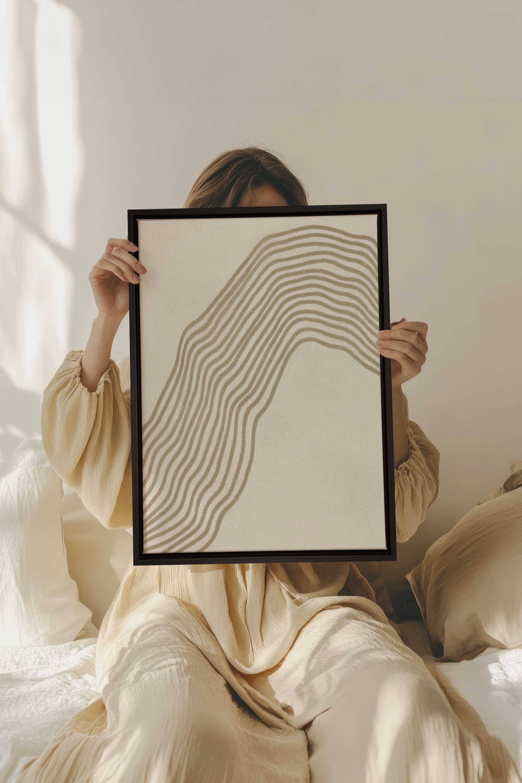 OLEKA CANVAS - SANDLINES, Oeuvre sur toile étirée, encadré Noir