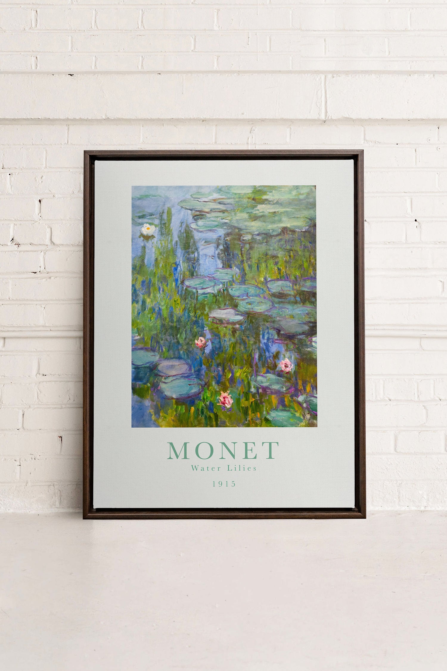 OLEKA CANVAS - WATER LILIES, Oeuvre sur toile étirée, encadré Brun Noyer