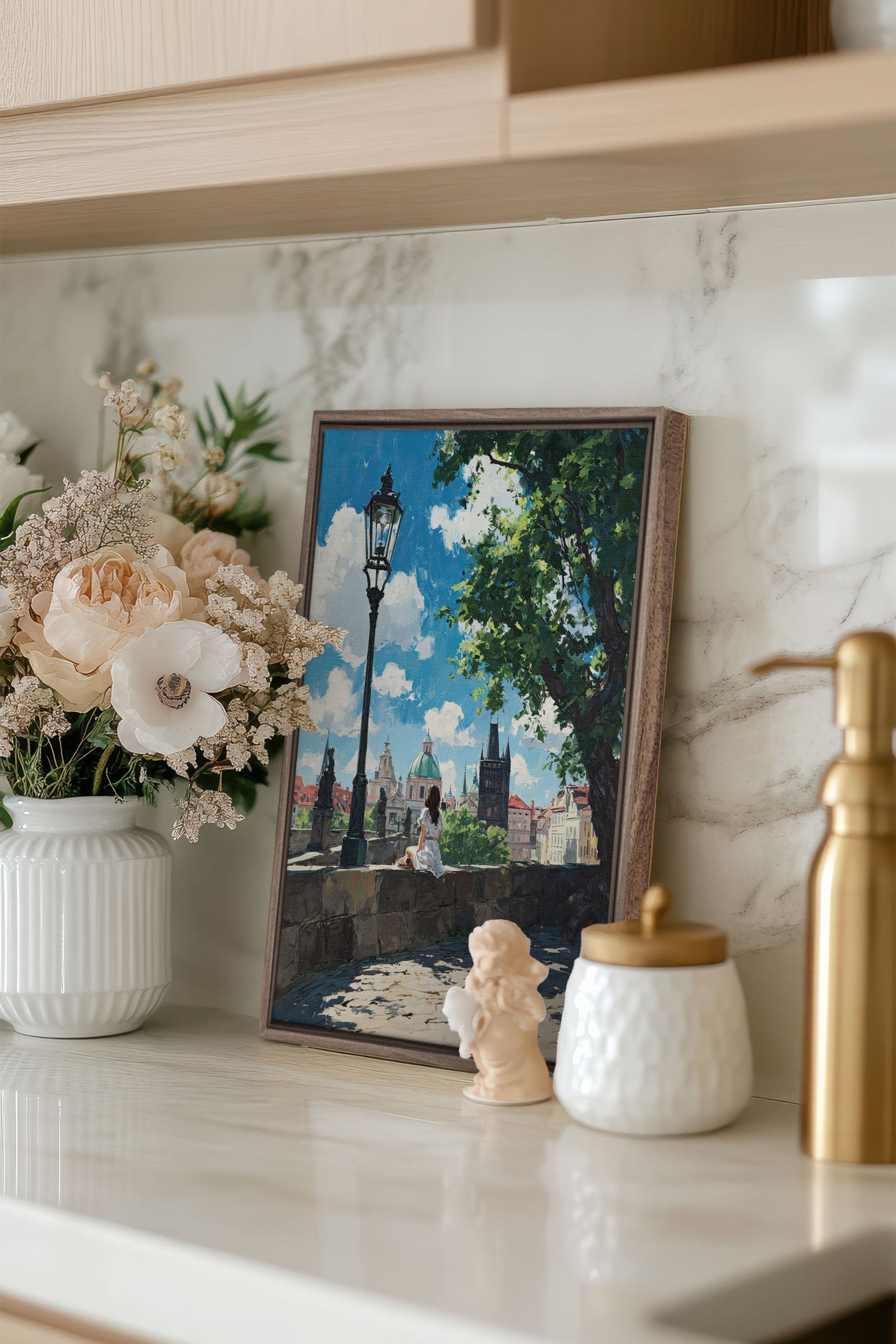 OLEKA CANVAS - PRAGUE REVERIE, Oeuvre sur toile étirée, encadré Brun Chêne