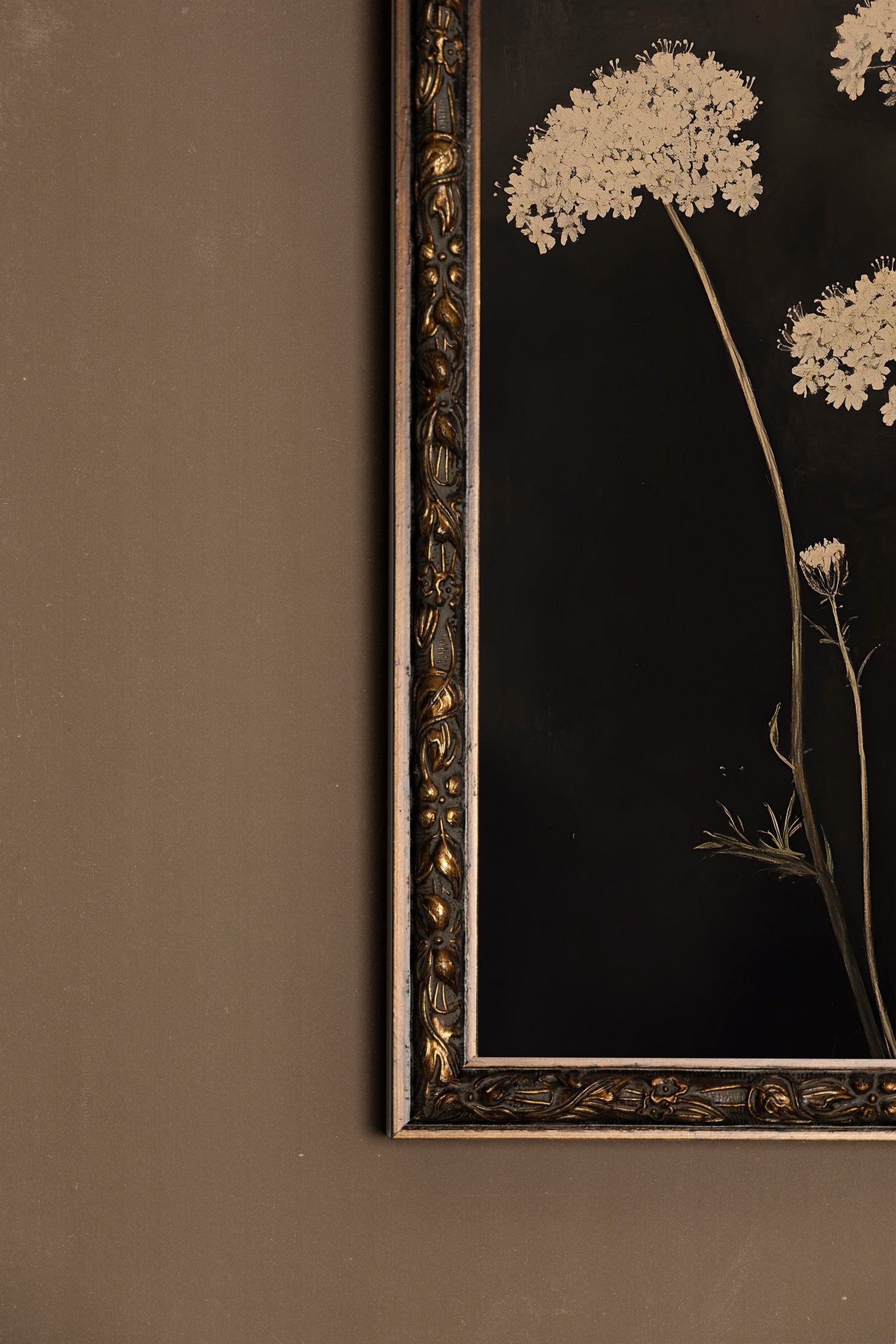 FLEURS DE MINUIT, Oeuvre sur toile rigide, encadré Vintage Bronze