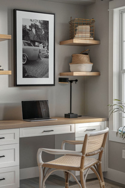 OLEKA CANVAS - CONTINENTAL CHARM, Oeuvre sur toile étirée, encadré Noir