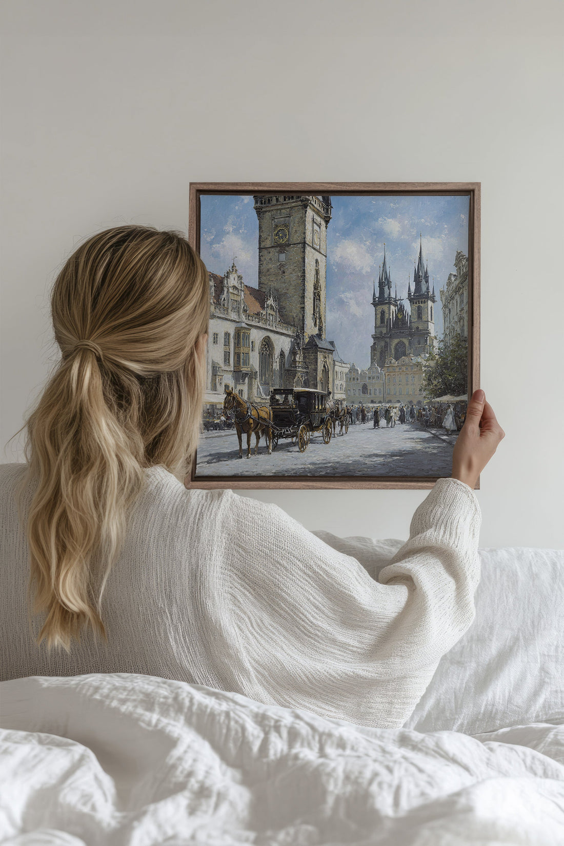 OLEKA CANVAS - PLACE DU TEMPS, Oeuvre sur toile étirée, encadré Brun Chêne