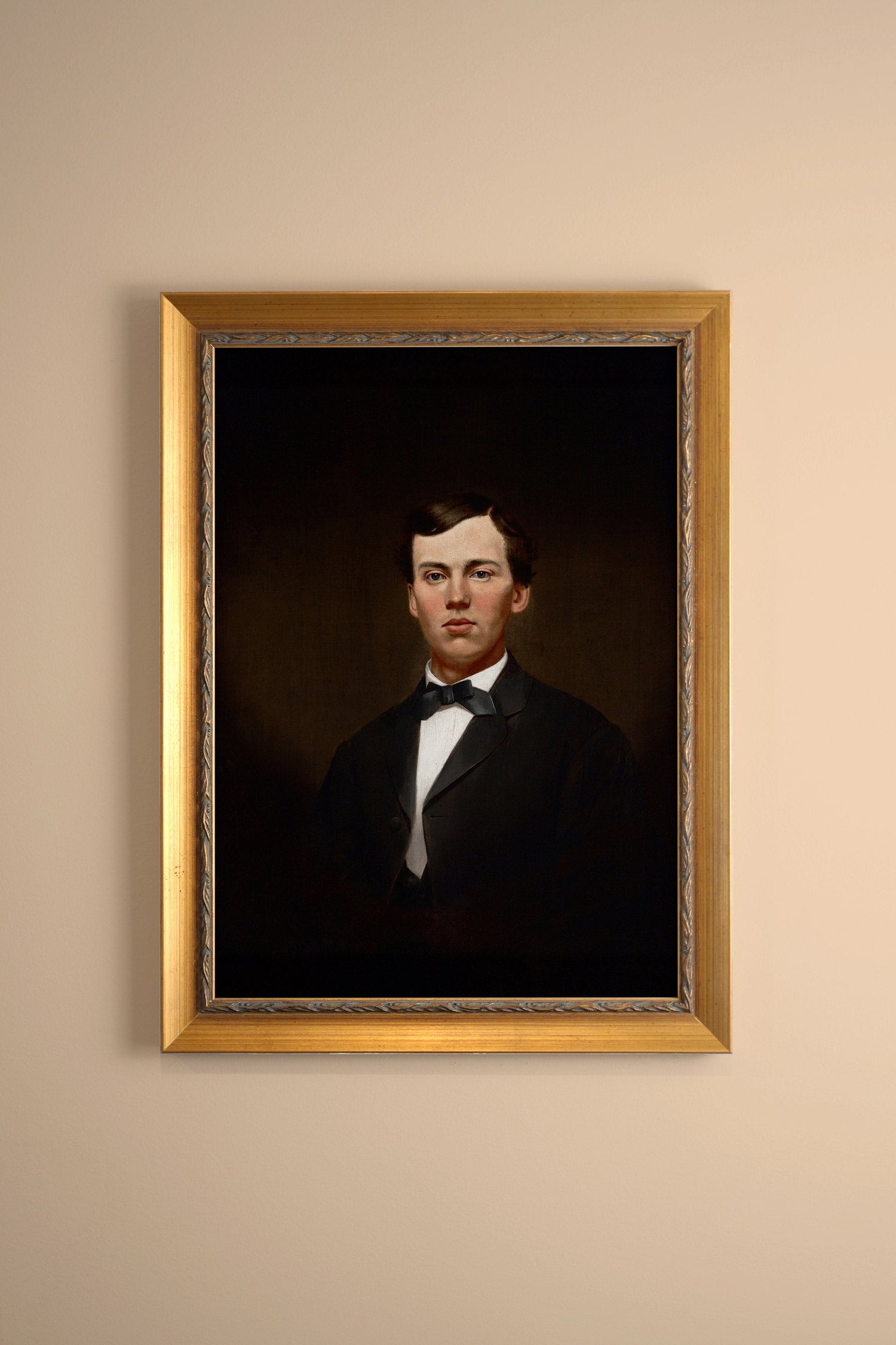 PORTRAIT DU PASSÉ, Oeuvre sur toile rigide, encadré Vintage Or