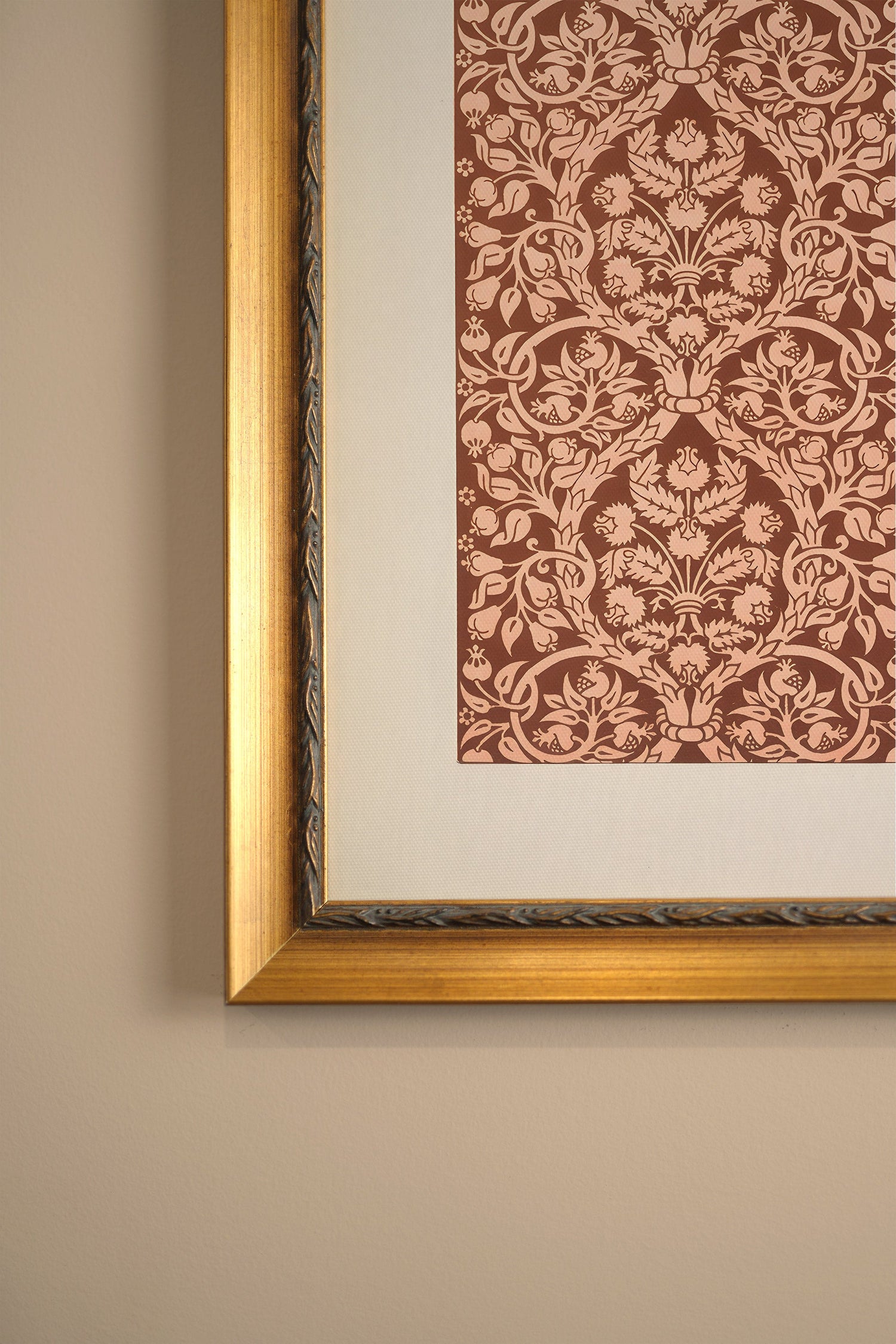 MOTIF ANCIEN, Artwork on rigid canvas, framed in Vintage Gold