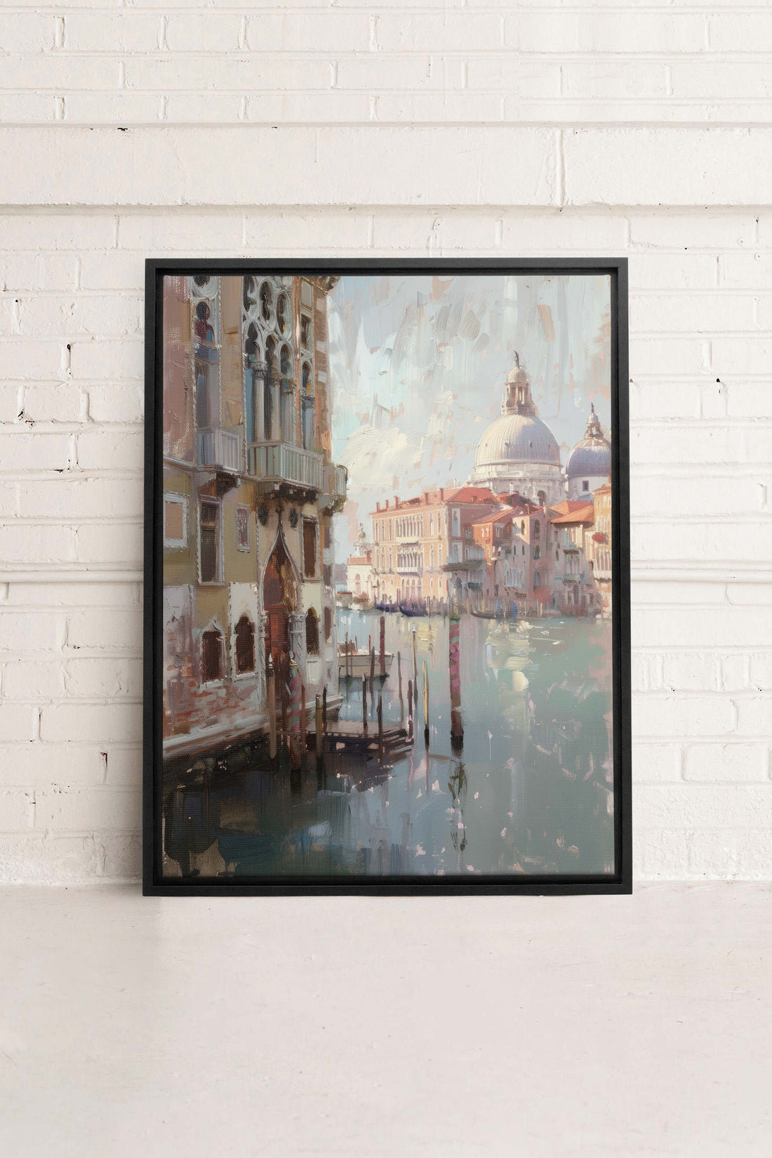 OLEKA CANVAS - VENICE IN HUES, Oeuvre sur toile étirée, encadré Noir