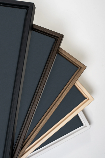 VIOLETTES MACULEES, Stretched Canvas Artwork, framed Black