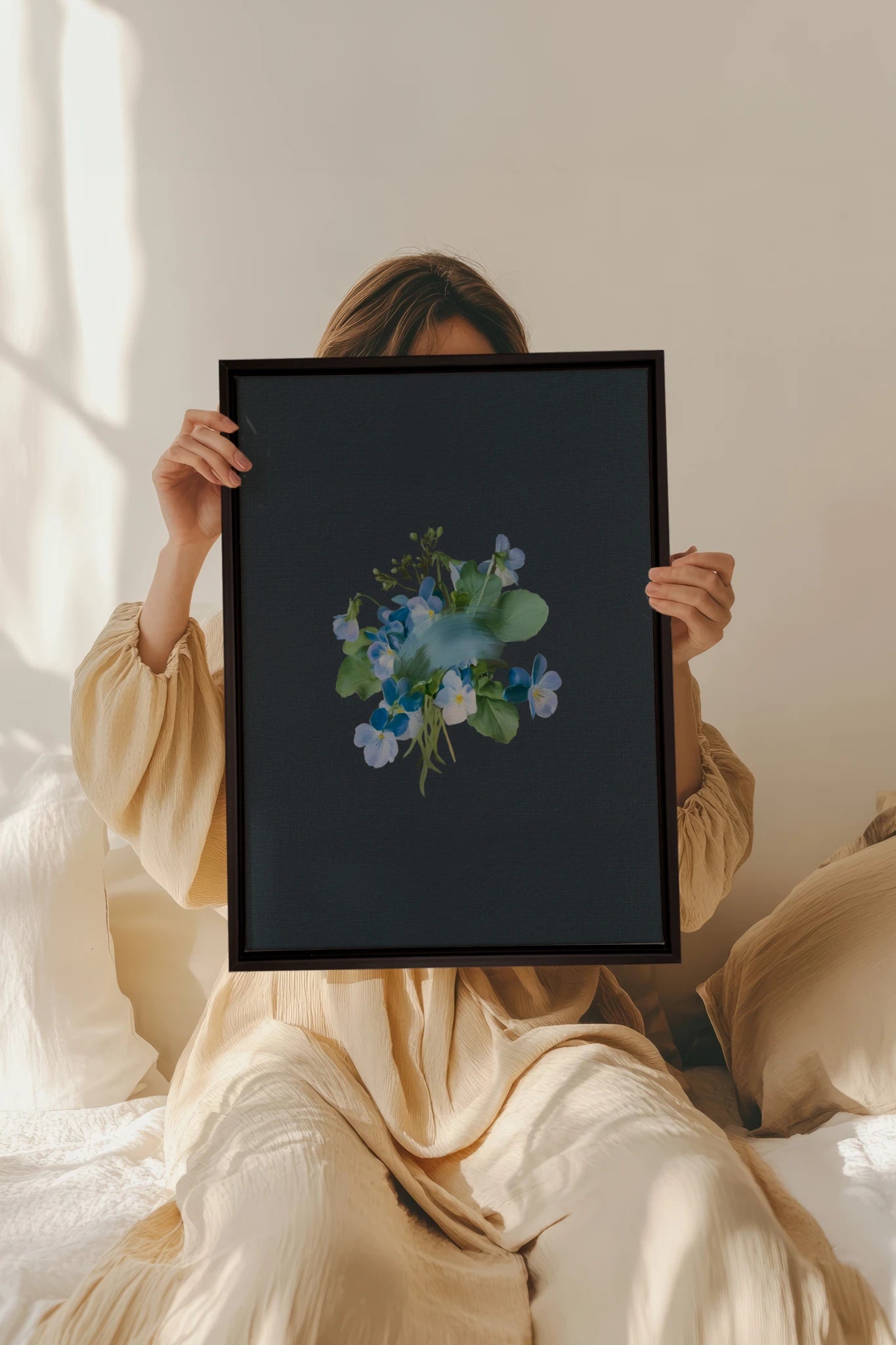 VIOLETTES MACULEES, Stretched Canvas Artwork, framed Black