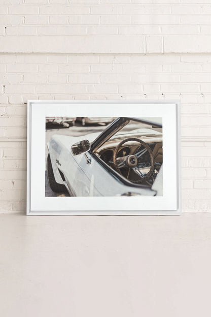 OLEKA CANVAS - LUXURY RIDE, Oeuvre sur toile étirée, encadré Blanc