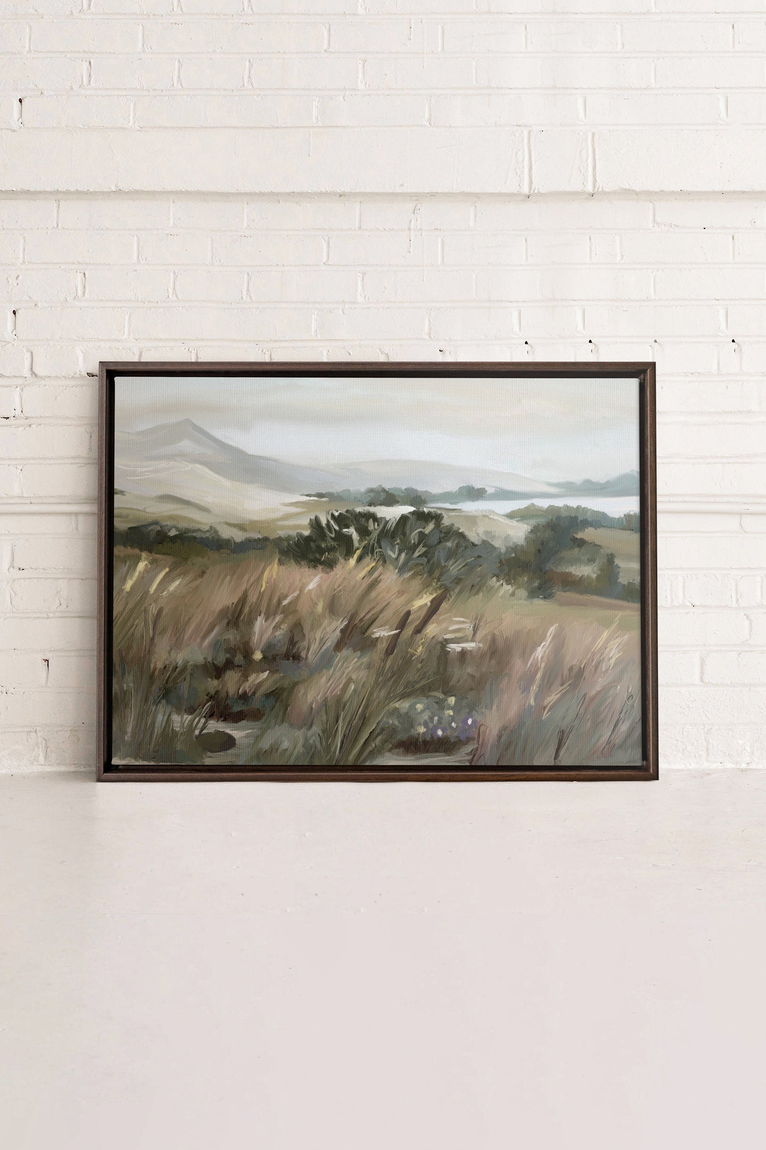 OLEKA CANVAS - SPRING MEADOW, Oeuvre sur toile étirée, encadré Brun Noyer