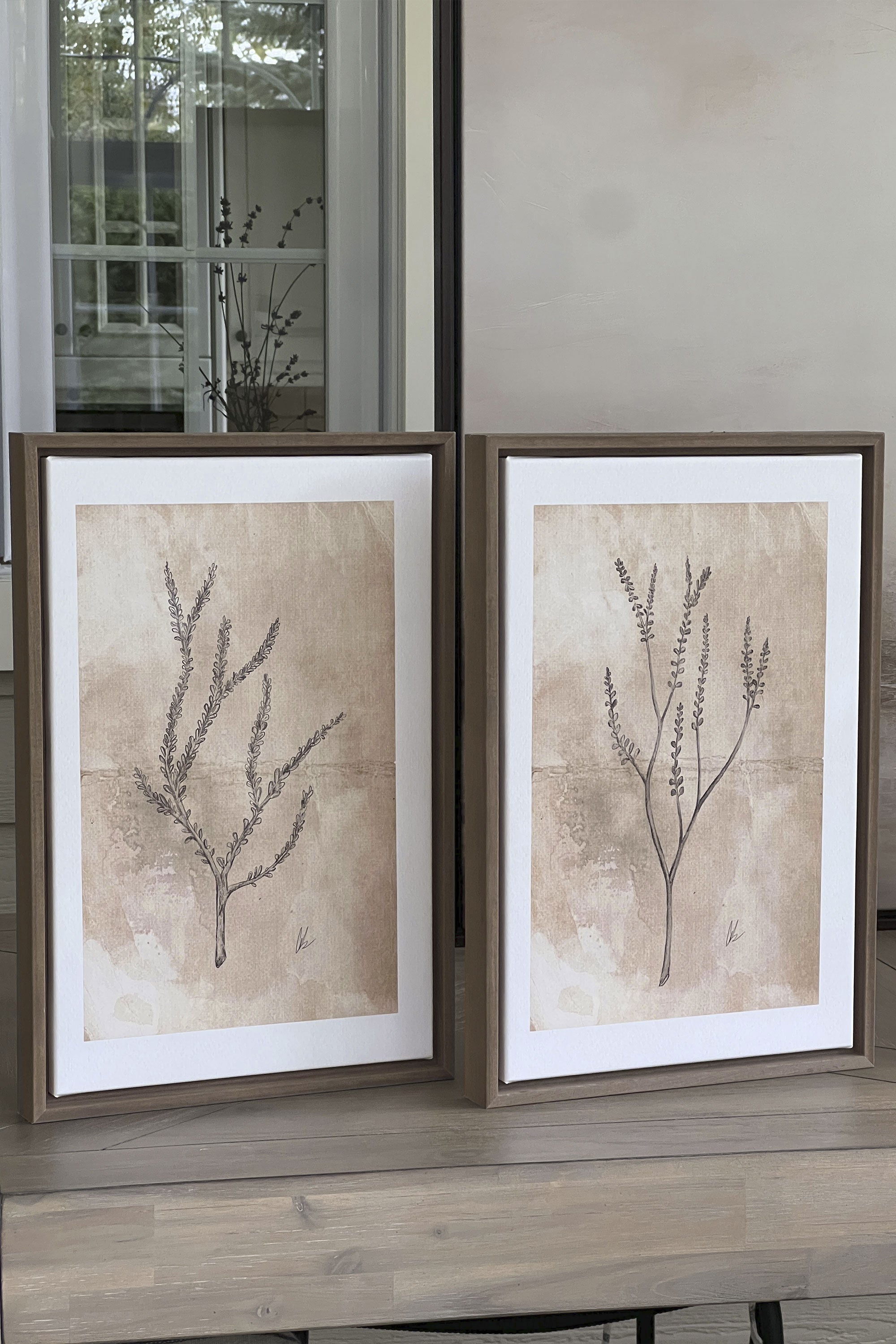 OLEKA CANVAS - BLOOMING FLOWER II, Oeuvre sur toile étirée, encadré Brun Chêne