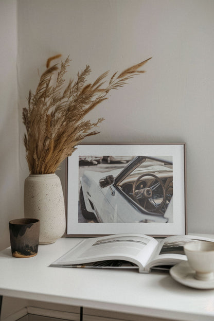 OLEKA CANVAS - LUXURY RIDE, Oeuvre sur toile étirée, encadré Brun Chêne