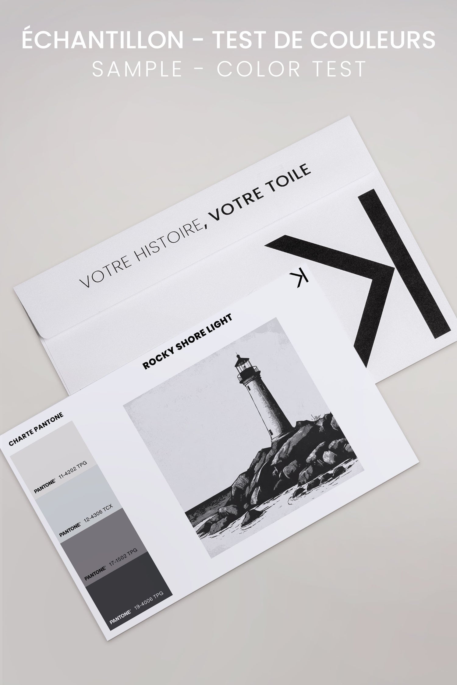 OLEKA CANVAS - ROCKY SHORE LIGHT, Oeuvre sur toile étirée, encadré Brun Noyer